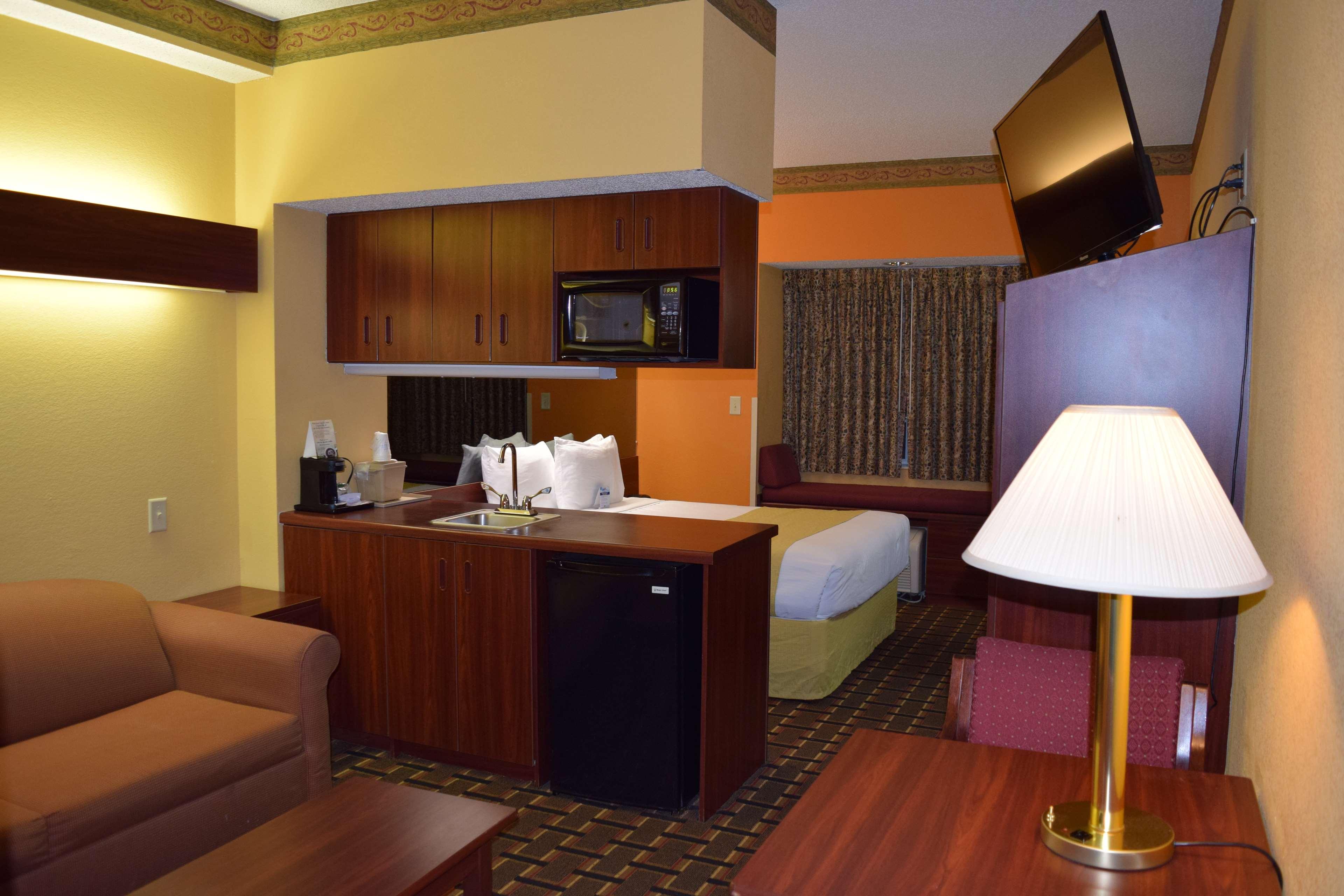 Microtel Inn & Suites By Wyndham Rock Hill/Charlo