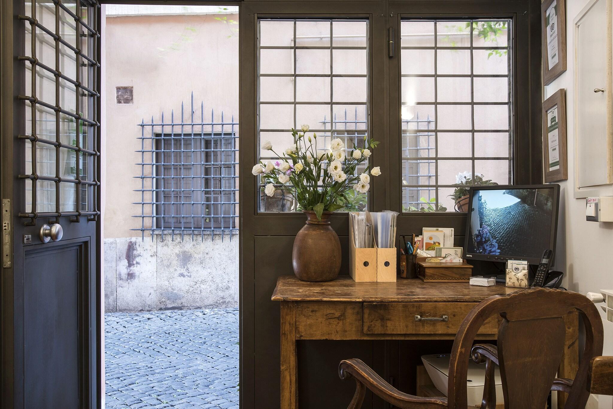 Arco del Lauro B&B by null