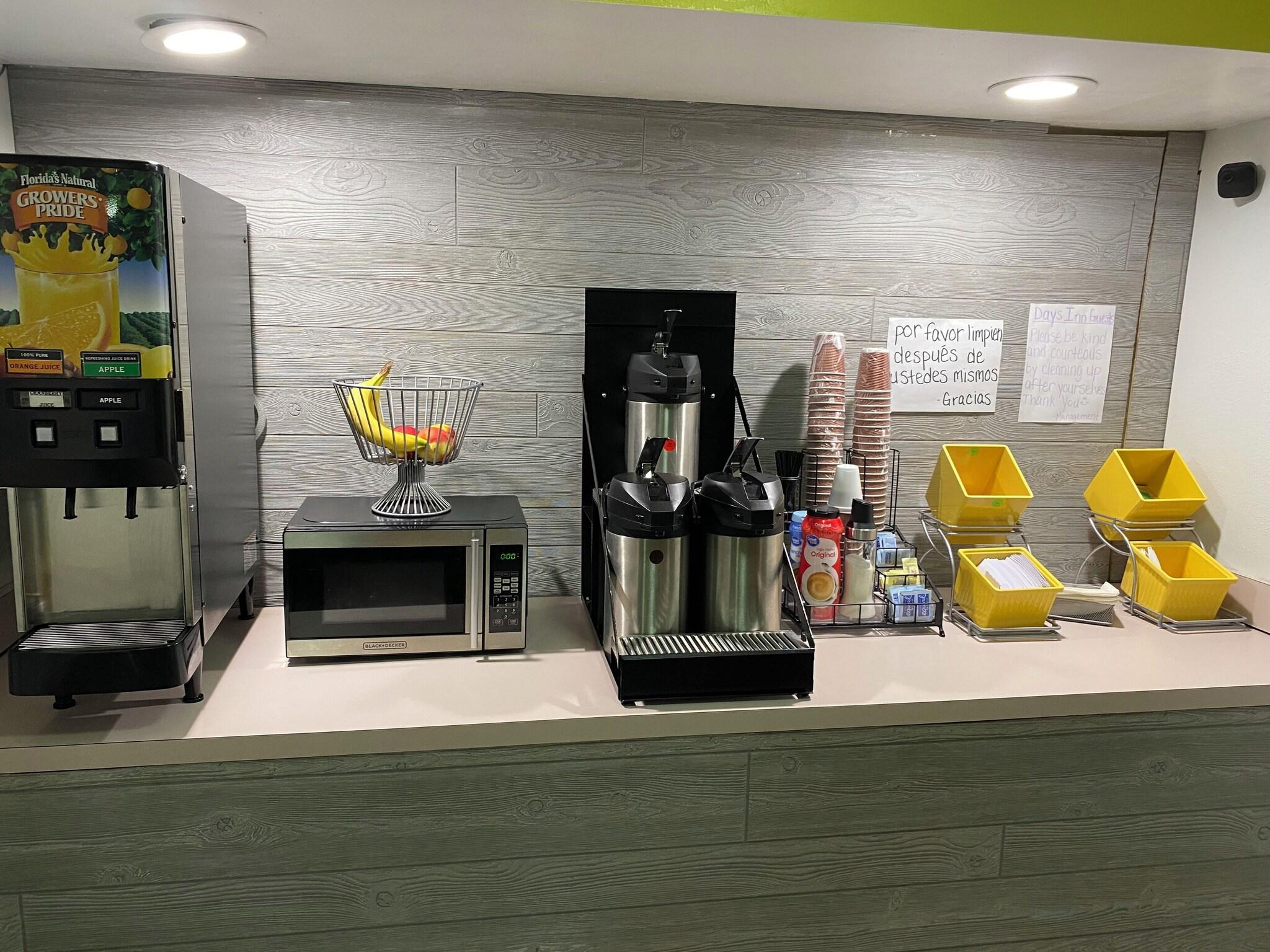Days Inn by Wyndham Richmond