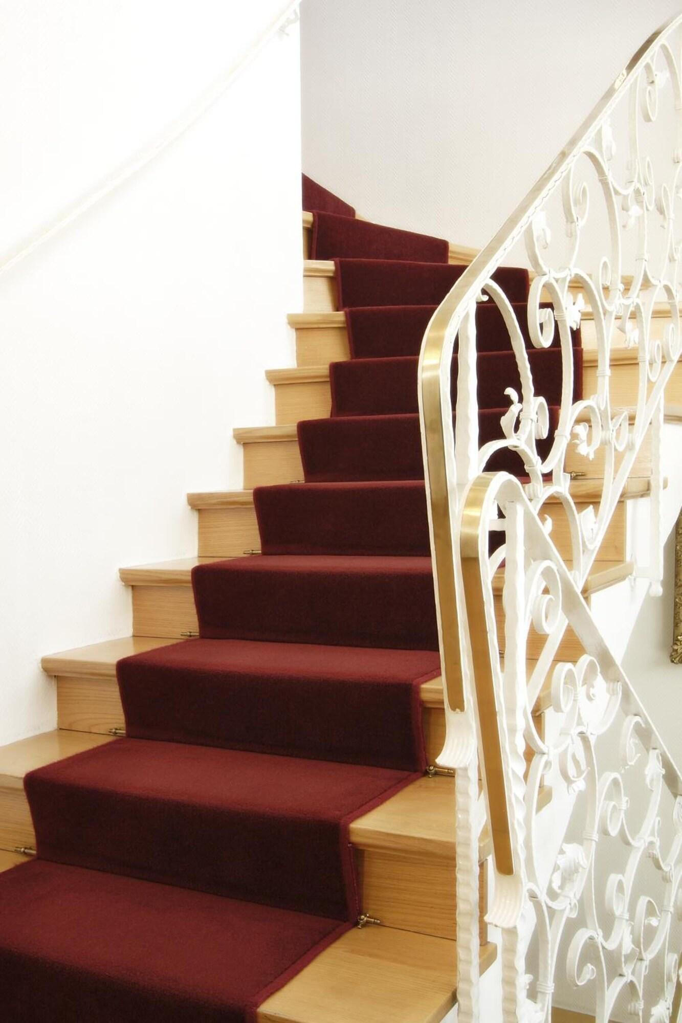 Schwarzwälder Hof by null