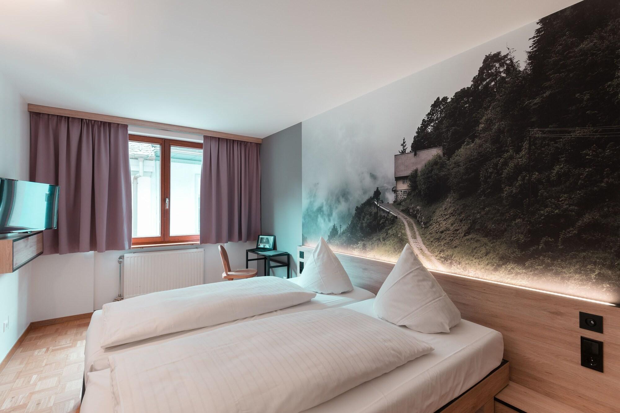 Schwarzwälder Hof by null