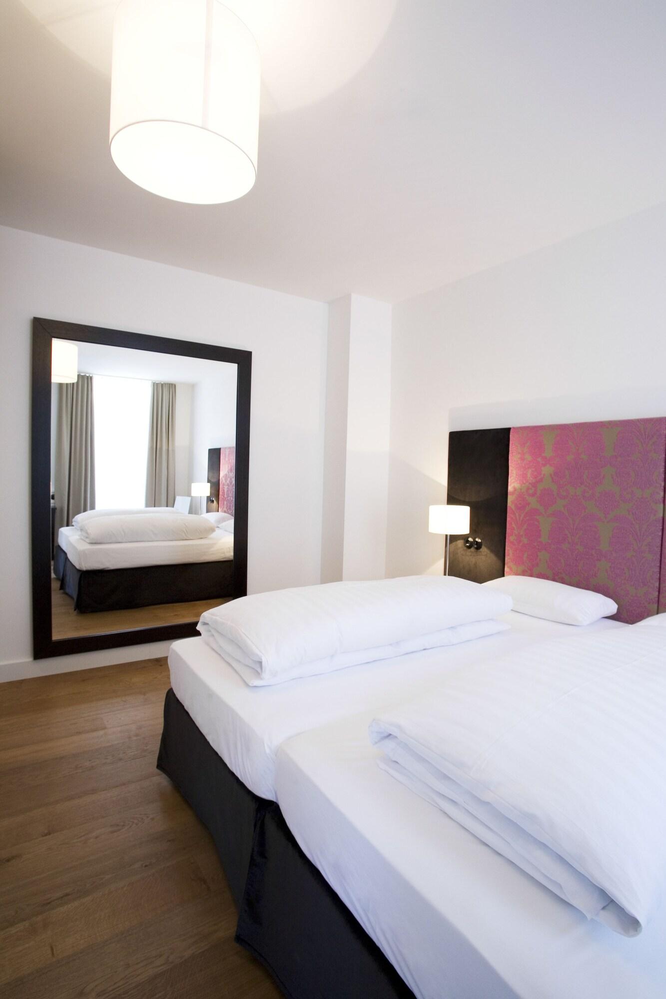 Schwarzwälder Hof by null