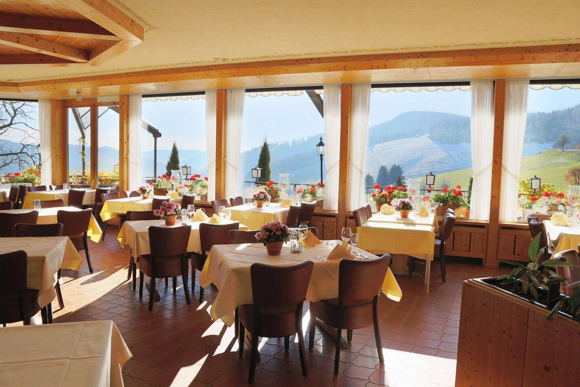 Berghotel Wiedener ECK - Lorenz Wissler by null