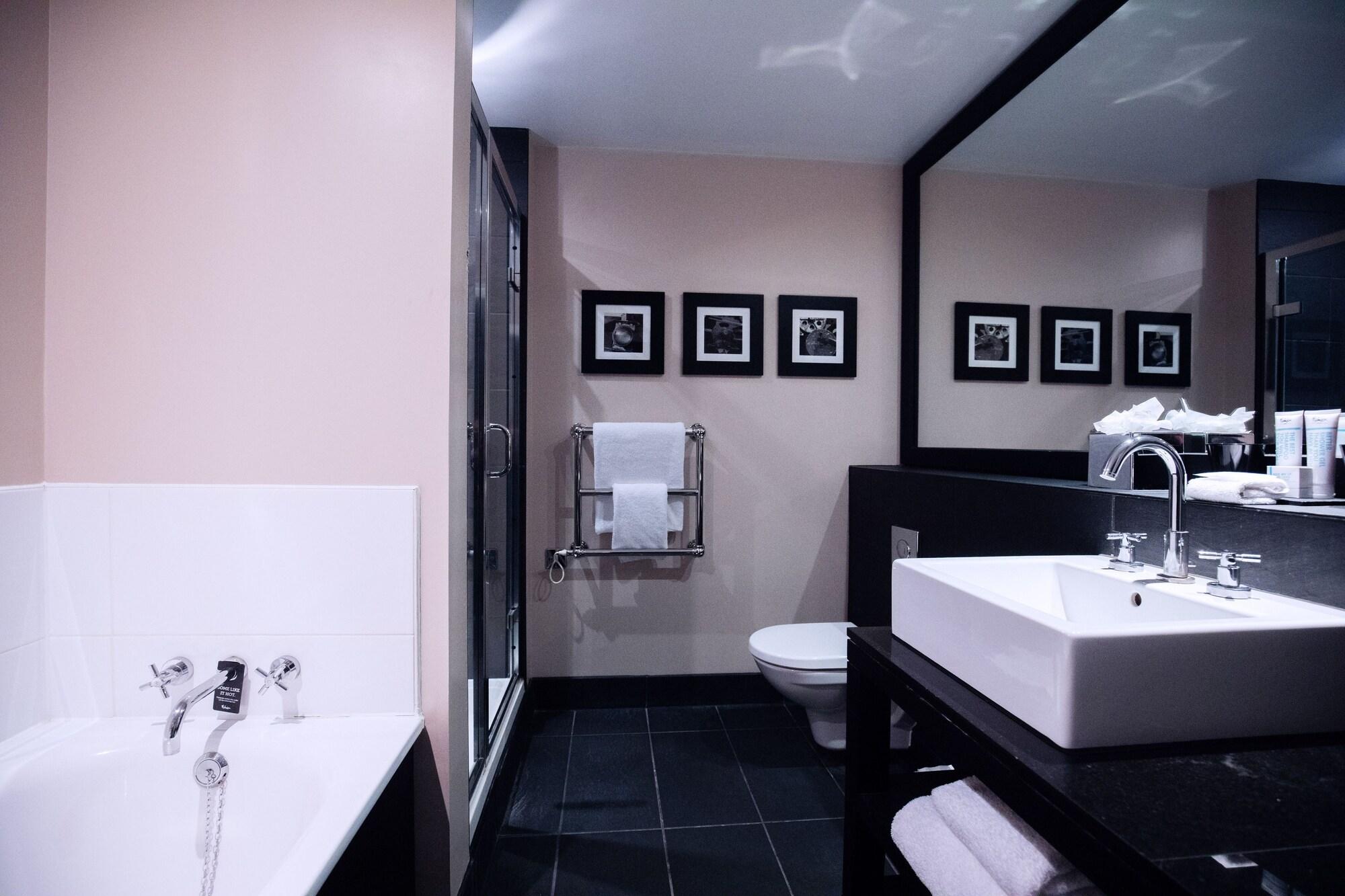 Malmaison Reading by null