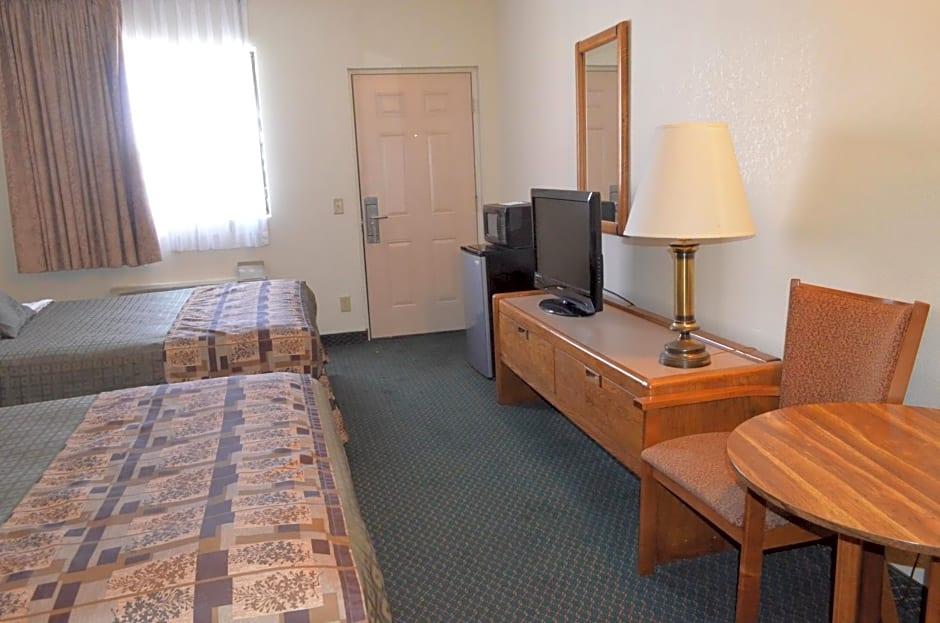 State Game Lodge by null