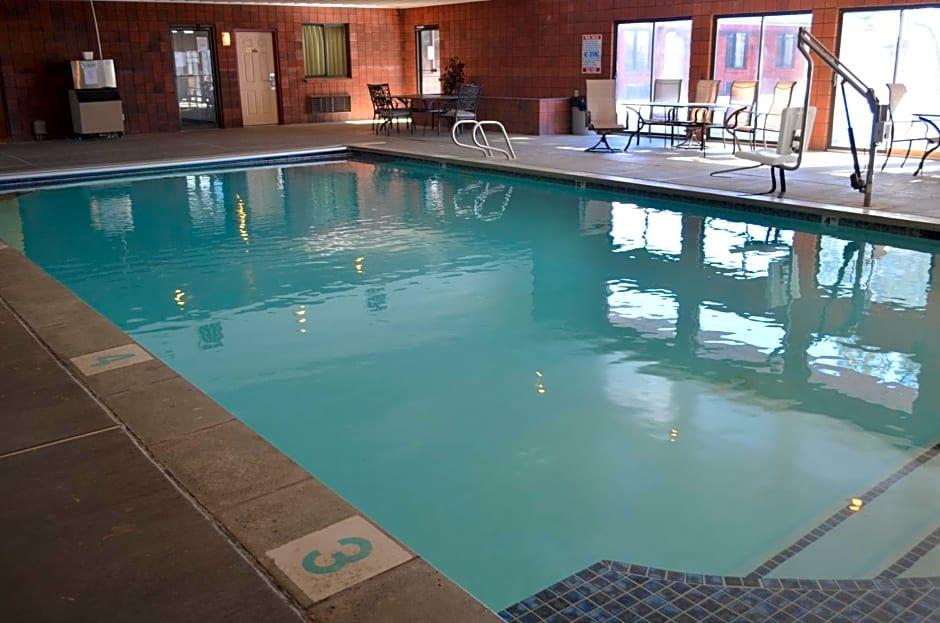 State Game Lodge by null