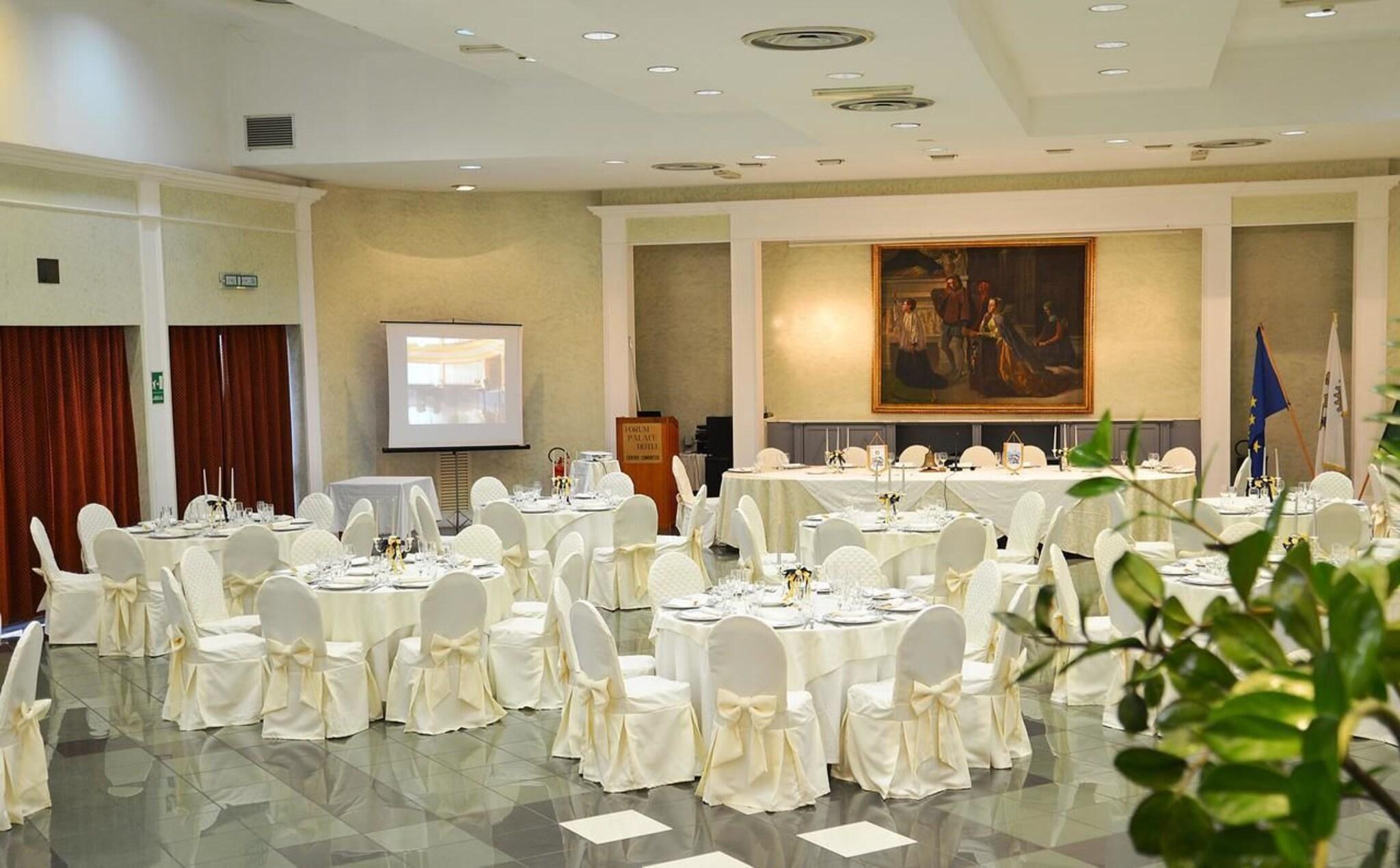 Forum Palace Hotel