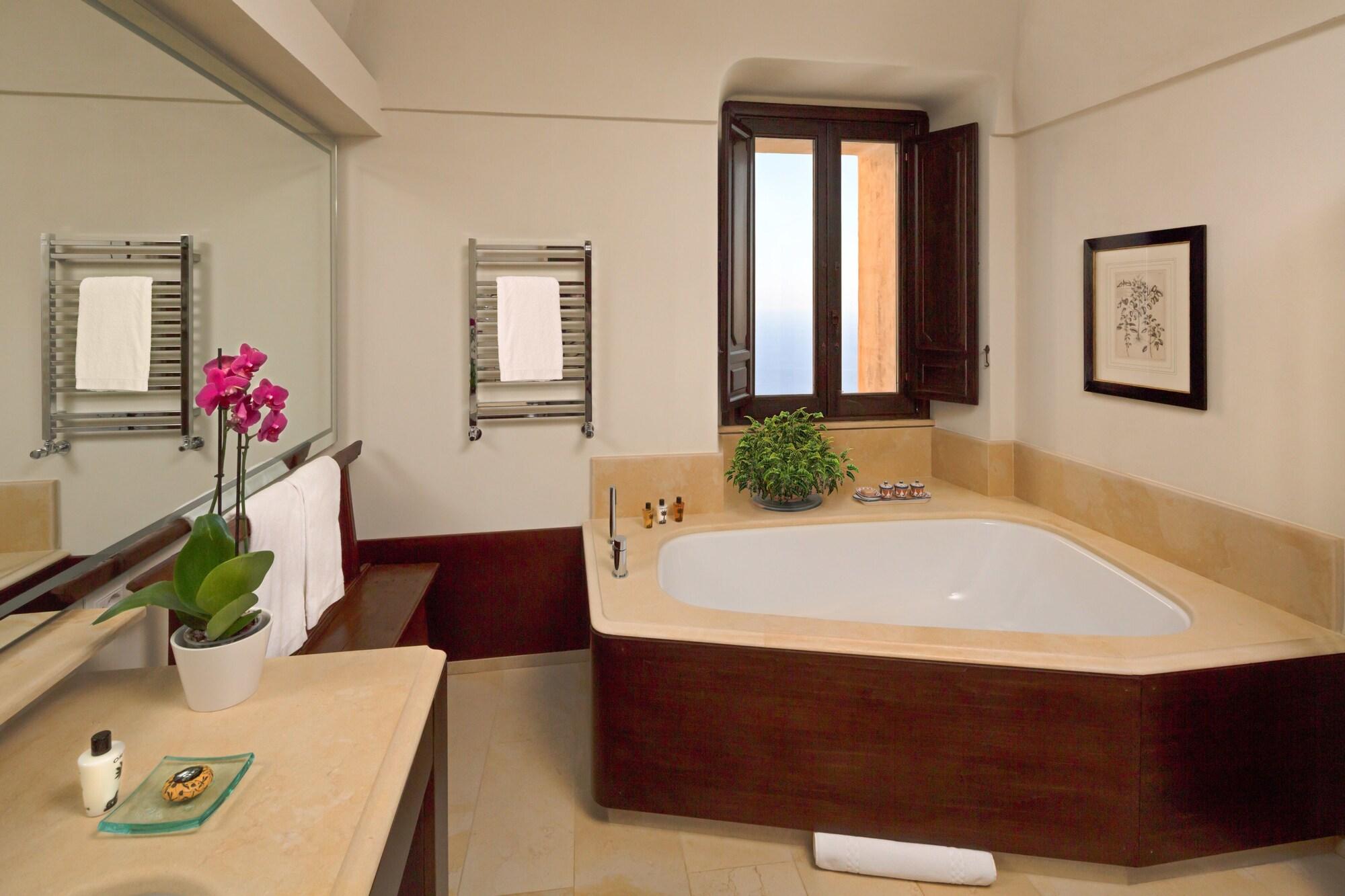 Monastero Santa Rosa Hotel & Spa by null