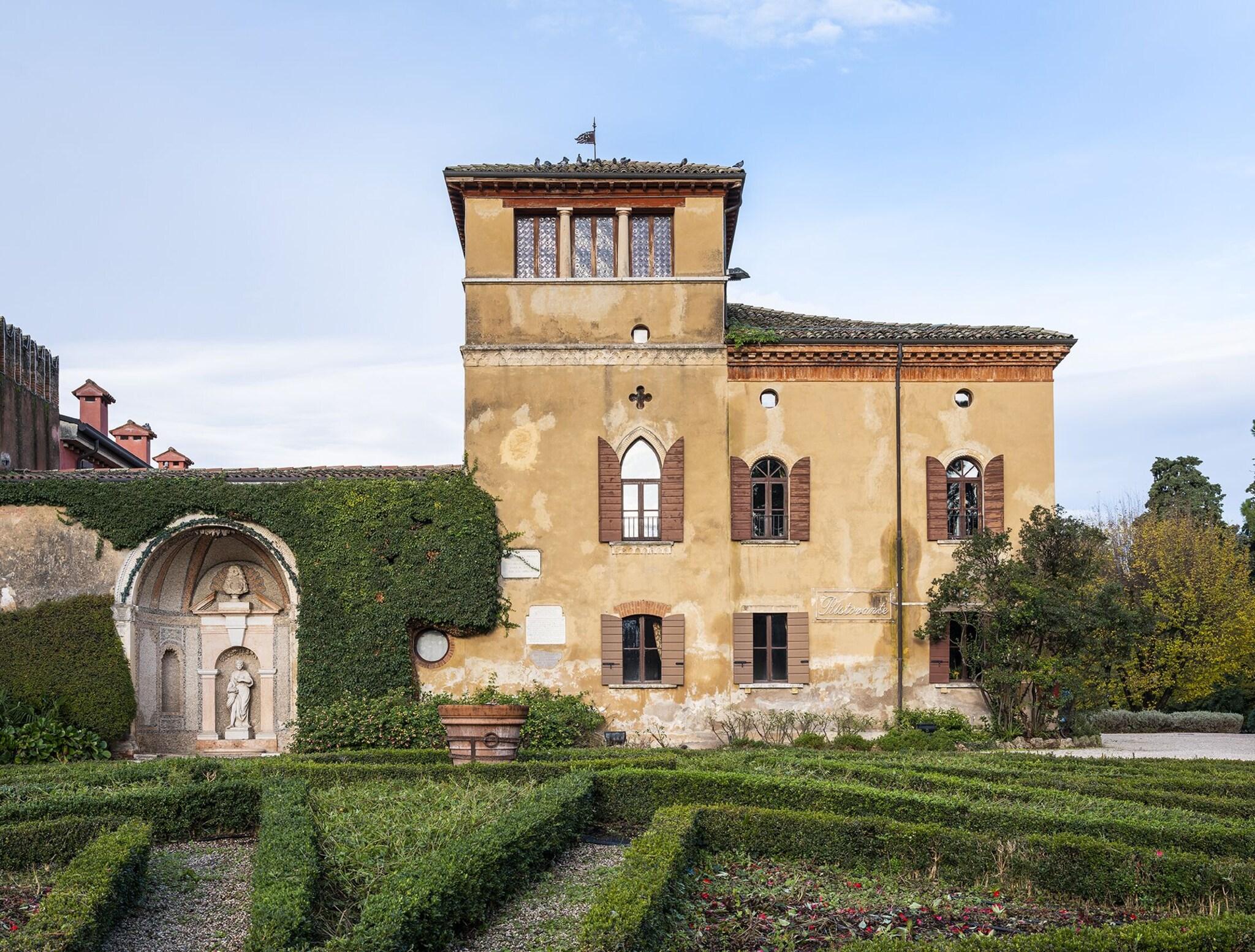 Villa dei Cedri Hotel & Residence