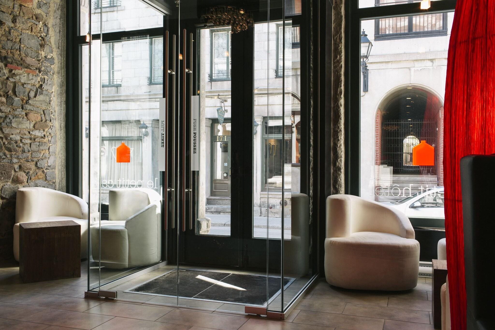 Le Petit Hotel by null