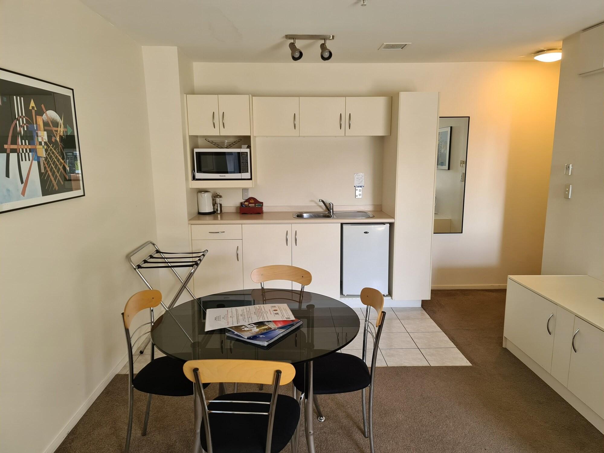 Oceanside Resort & Twin Towers by null