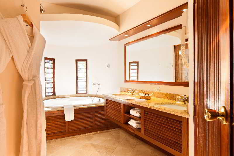 Hôtel & Spa Le Saint Alexis by null