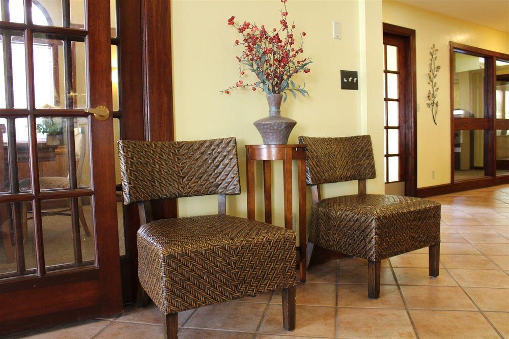 Chase Suite Newark