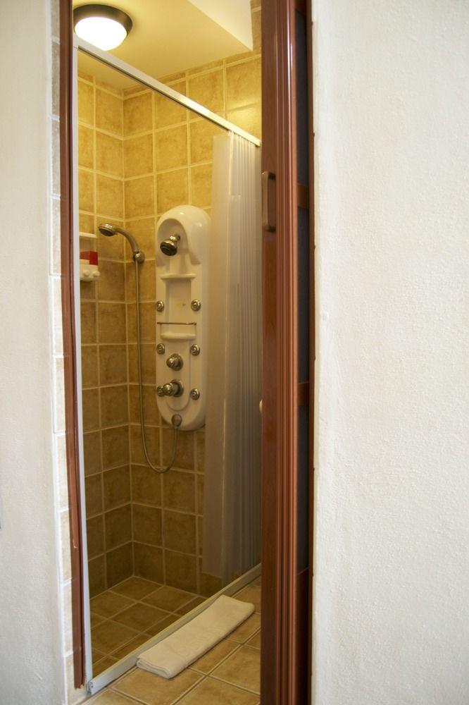 Colours Oasis Resort by null