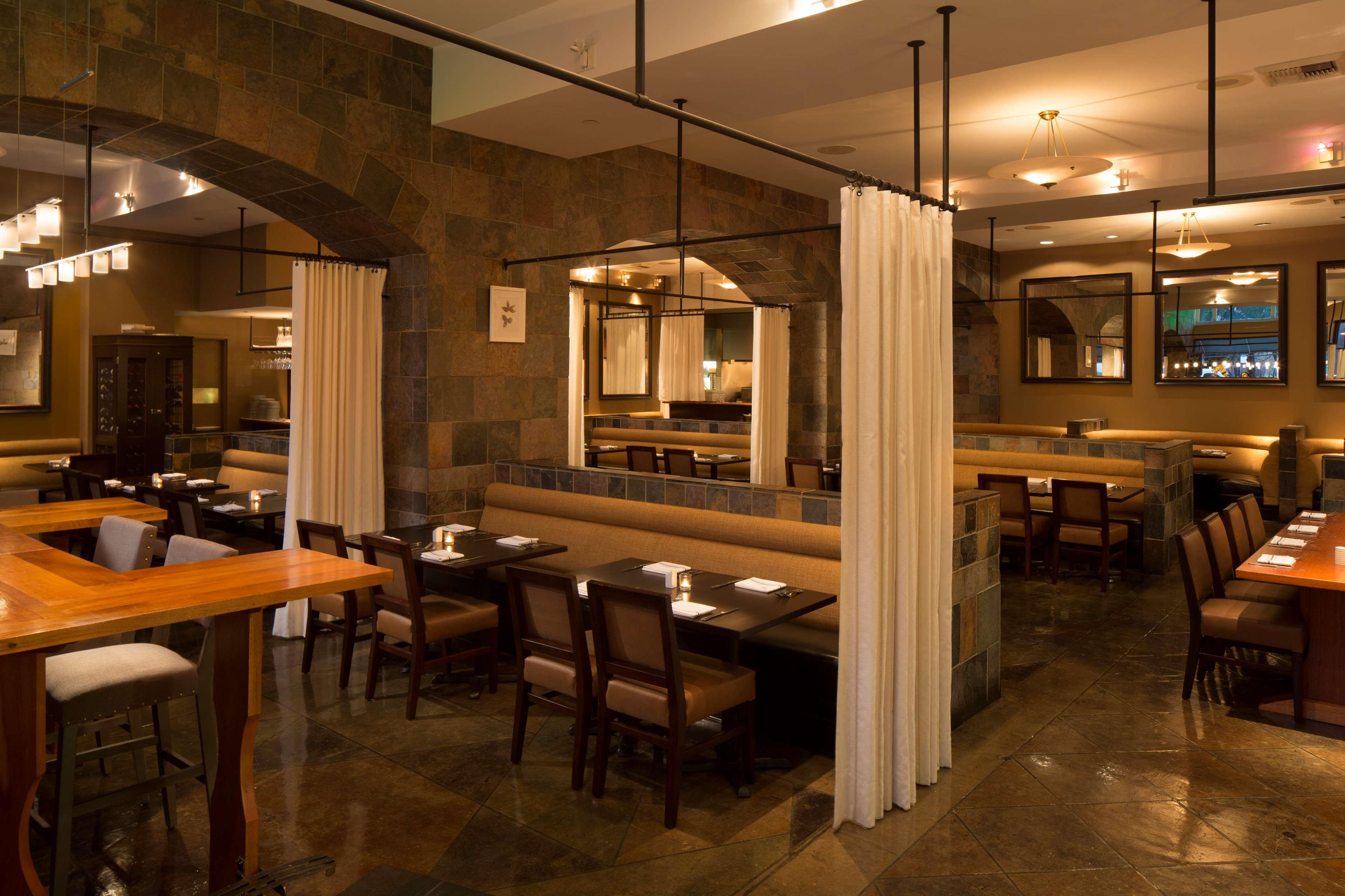 Hotel De Anza By IHG