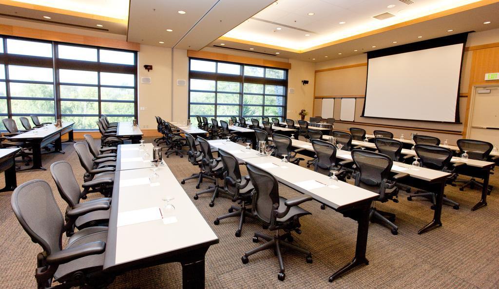 Cedarbrook Lodge by null