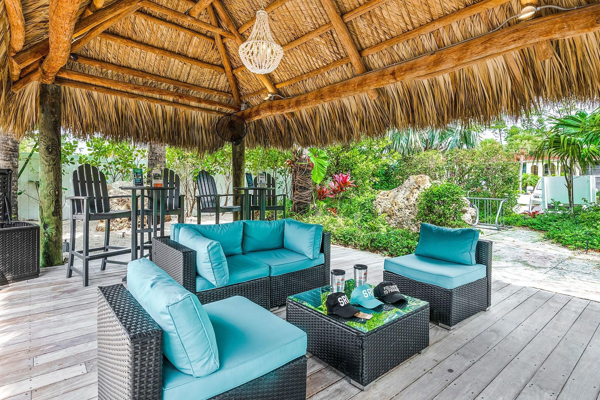 Tropical Breeze Resort by null