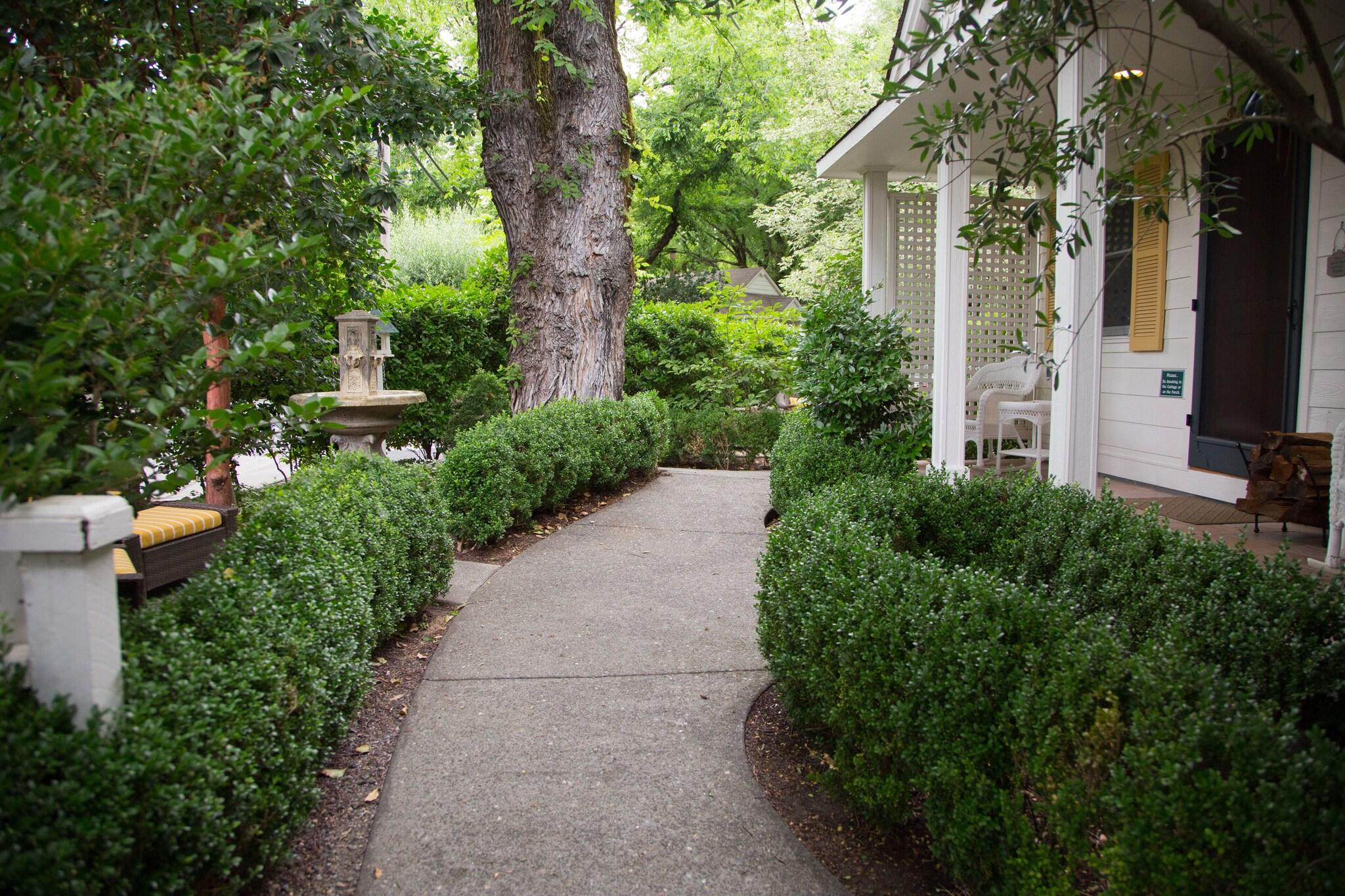 Cottage Grove Inn by null