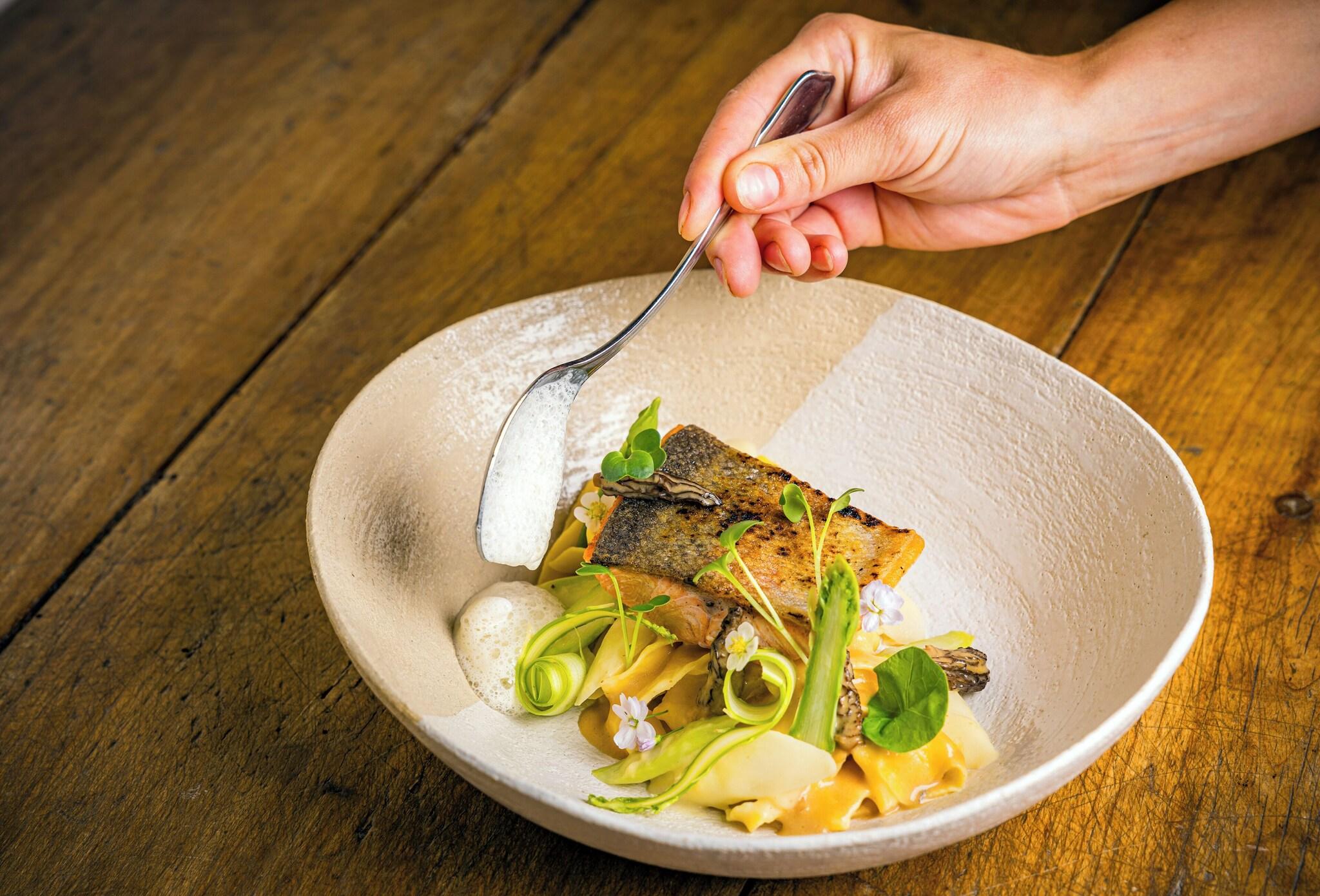 Schlosswirt zu Anif - Biedermeier-Hotel & Restaurant | Tagungshotel & Hochzeitsfeiern by null