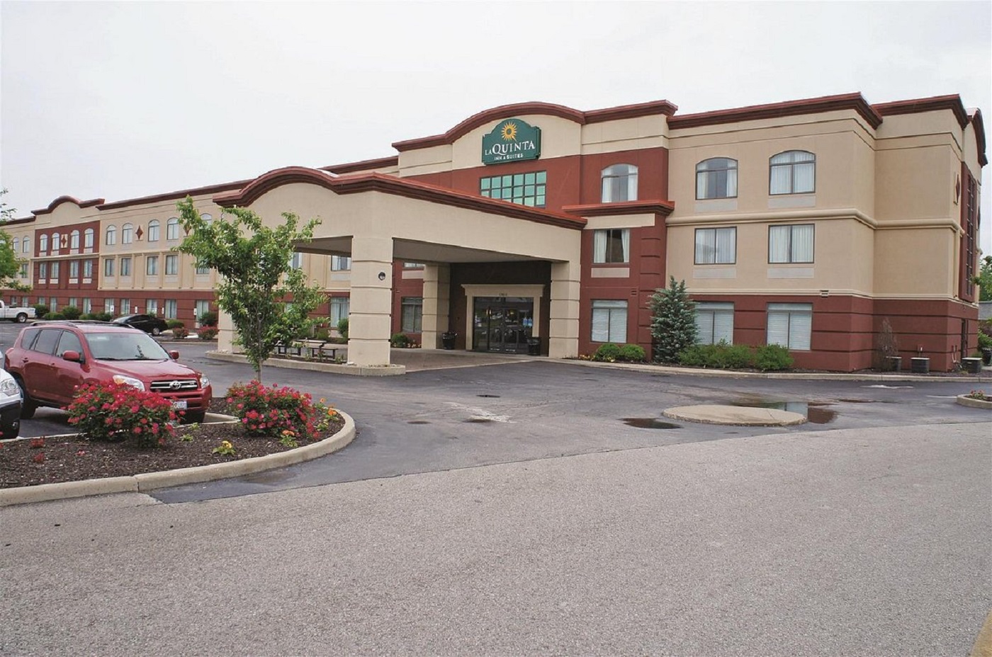 Holiday Inn Express St. Louis Arpt - Maryland Hgts, an IHG Hotel image