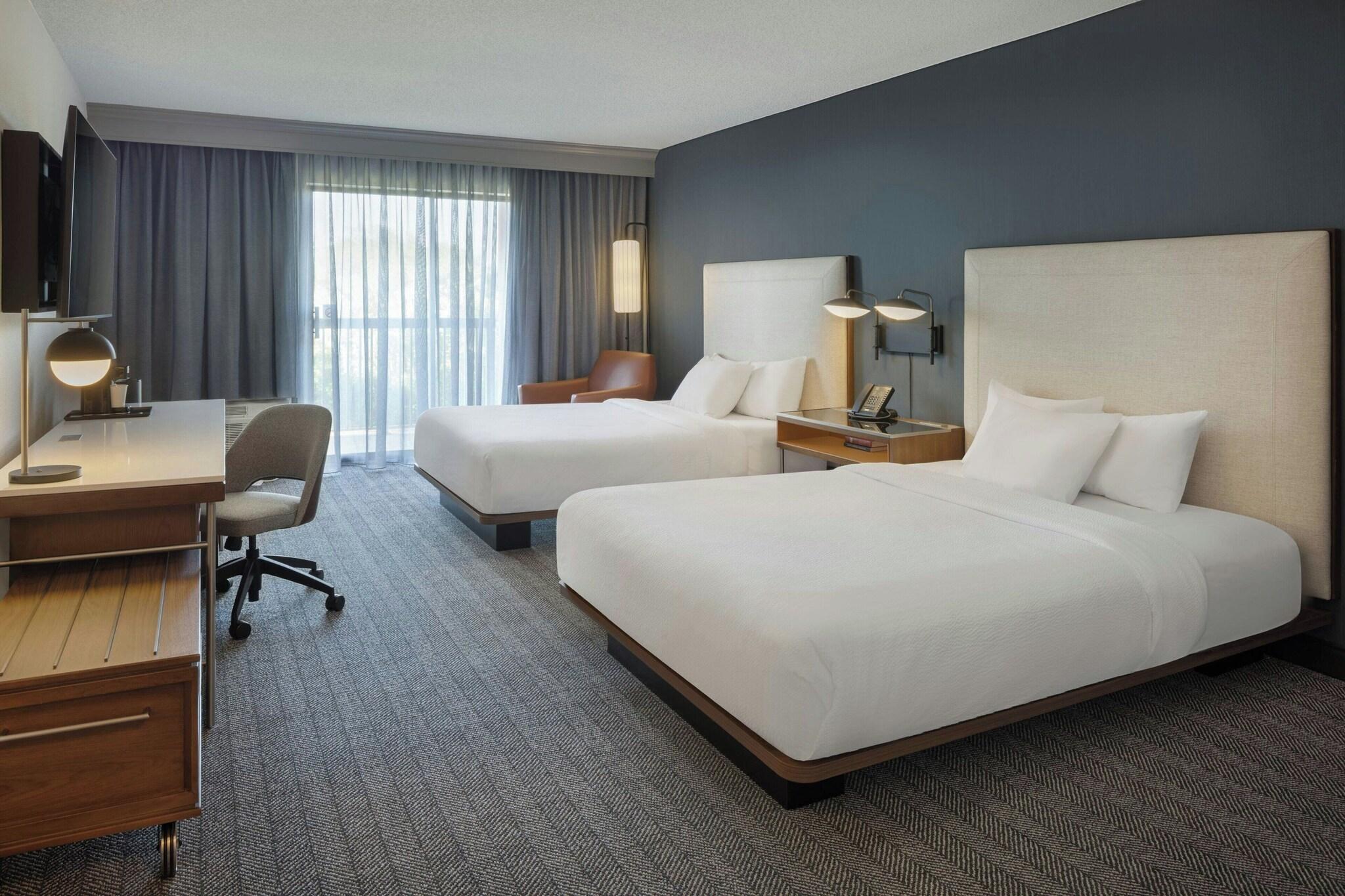 Courtyard By Marriott Springfield Airport