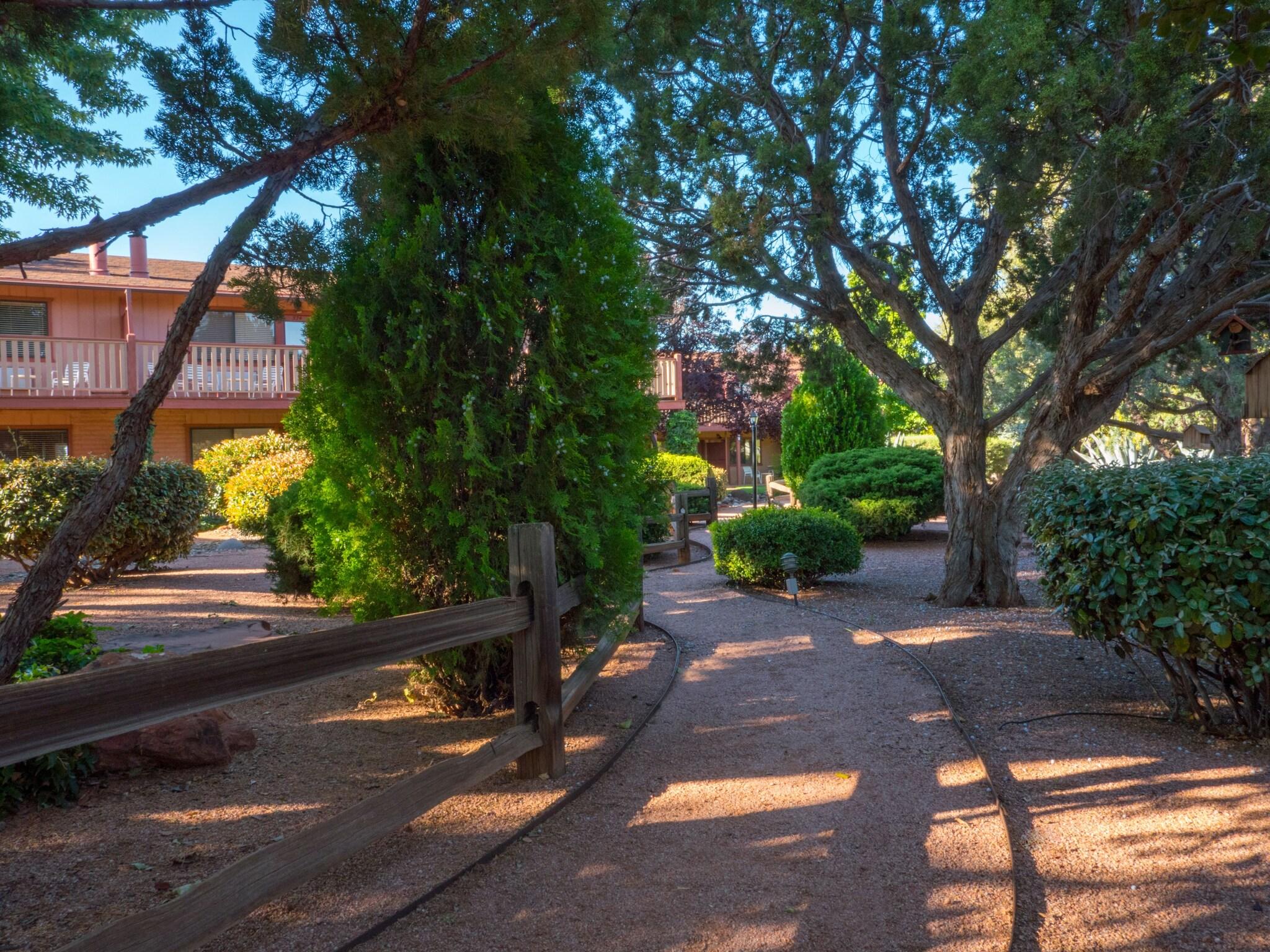 Sky Ranch Lodge