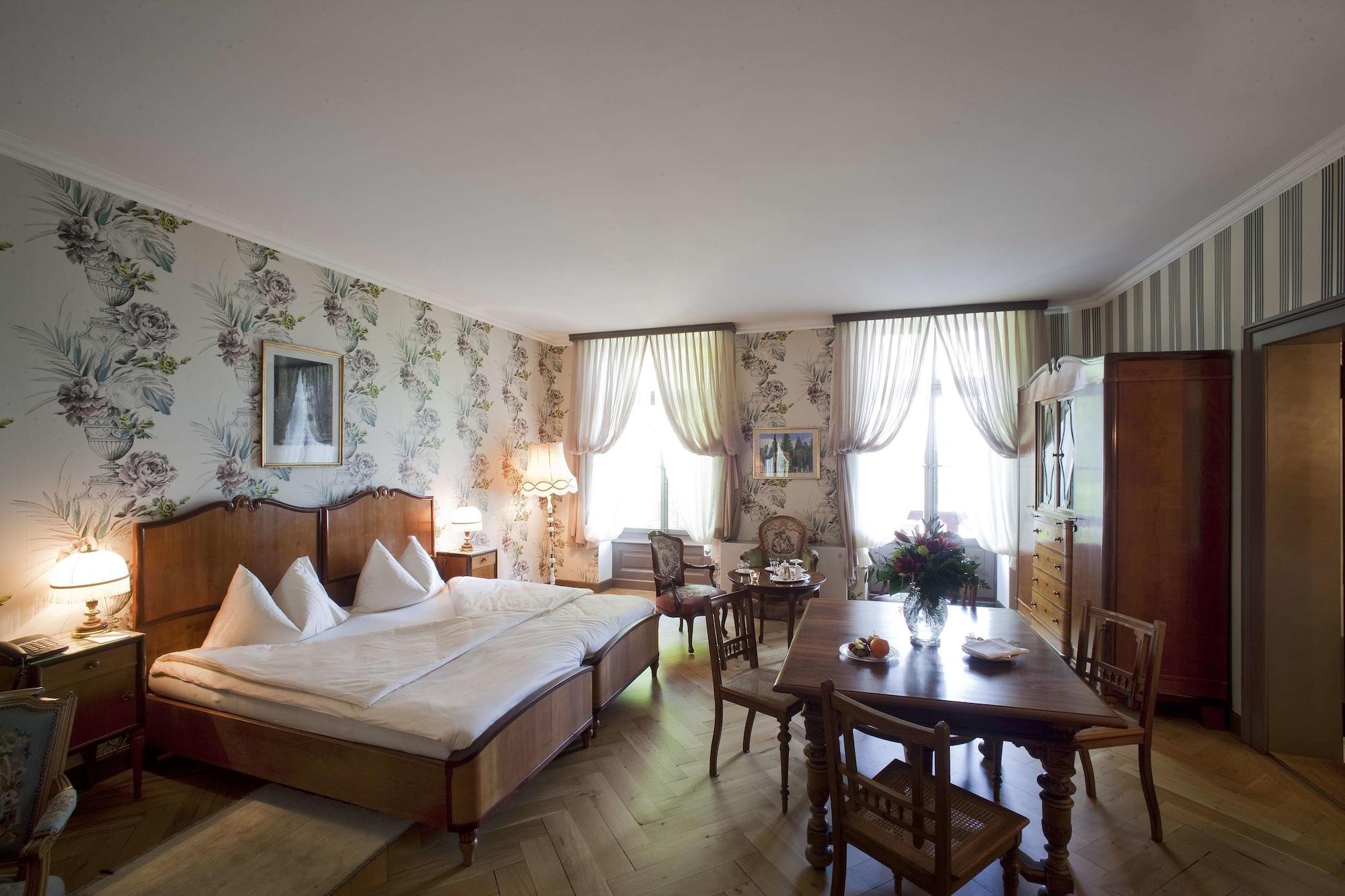 Grandhotel Giessbach by null