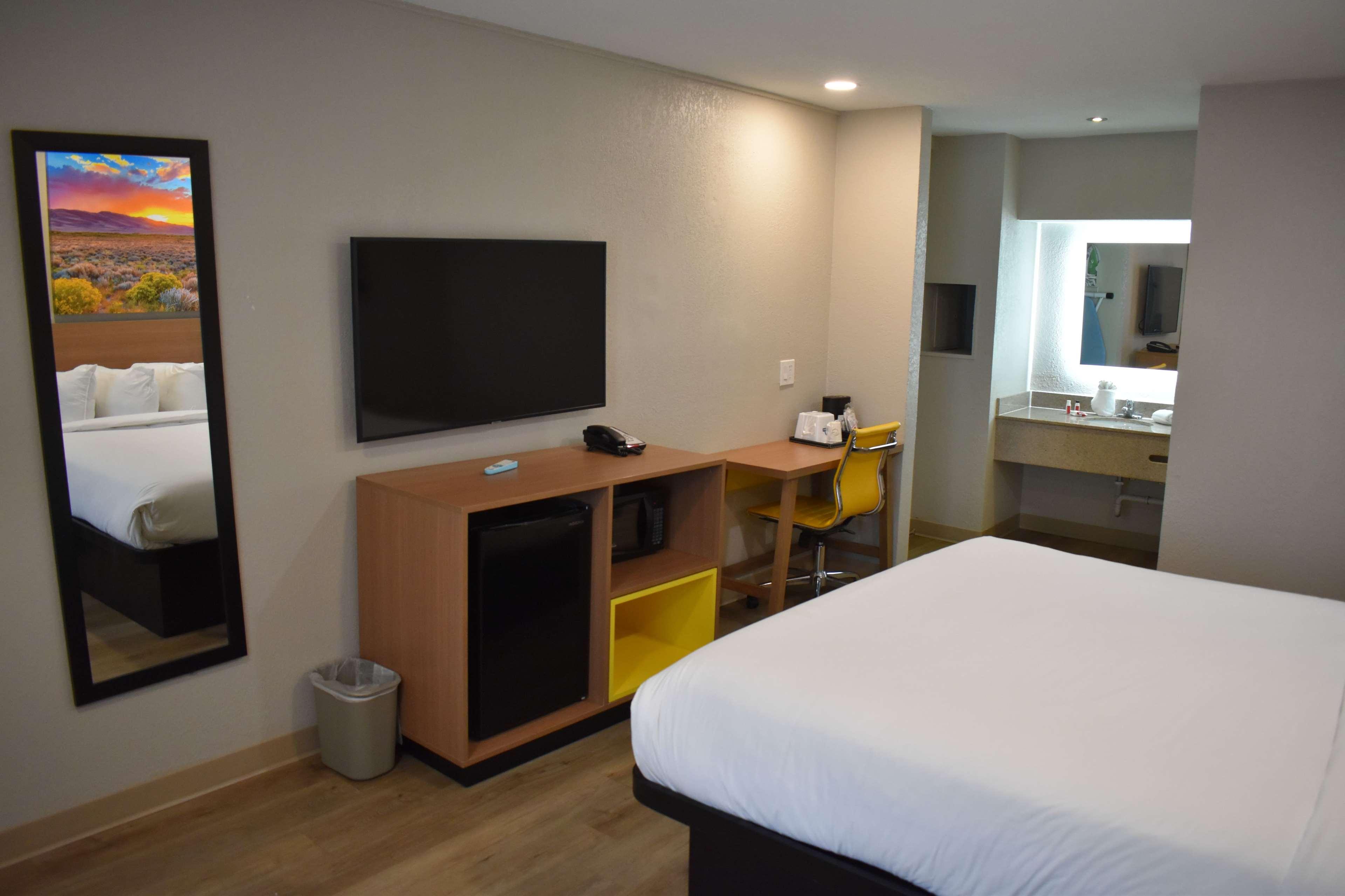 Days Inn By Wyndham San Antonio Alamo/Riverwalk