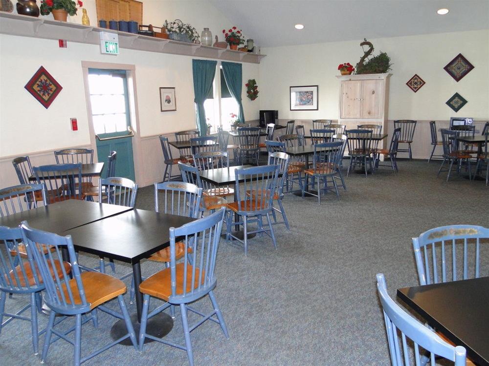 Inn At Amish Acres