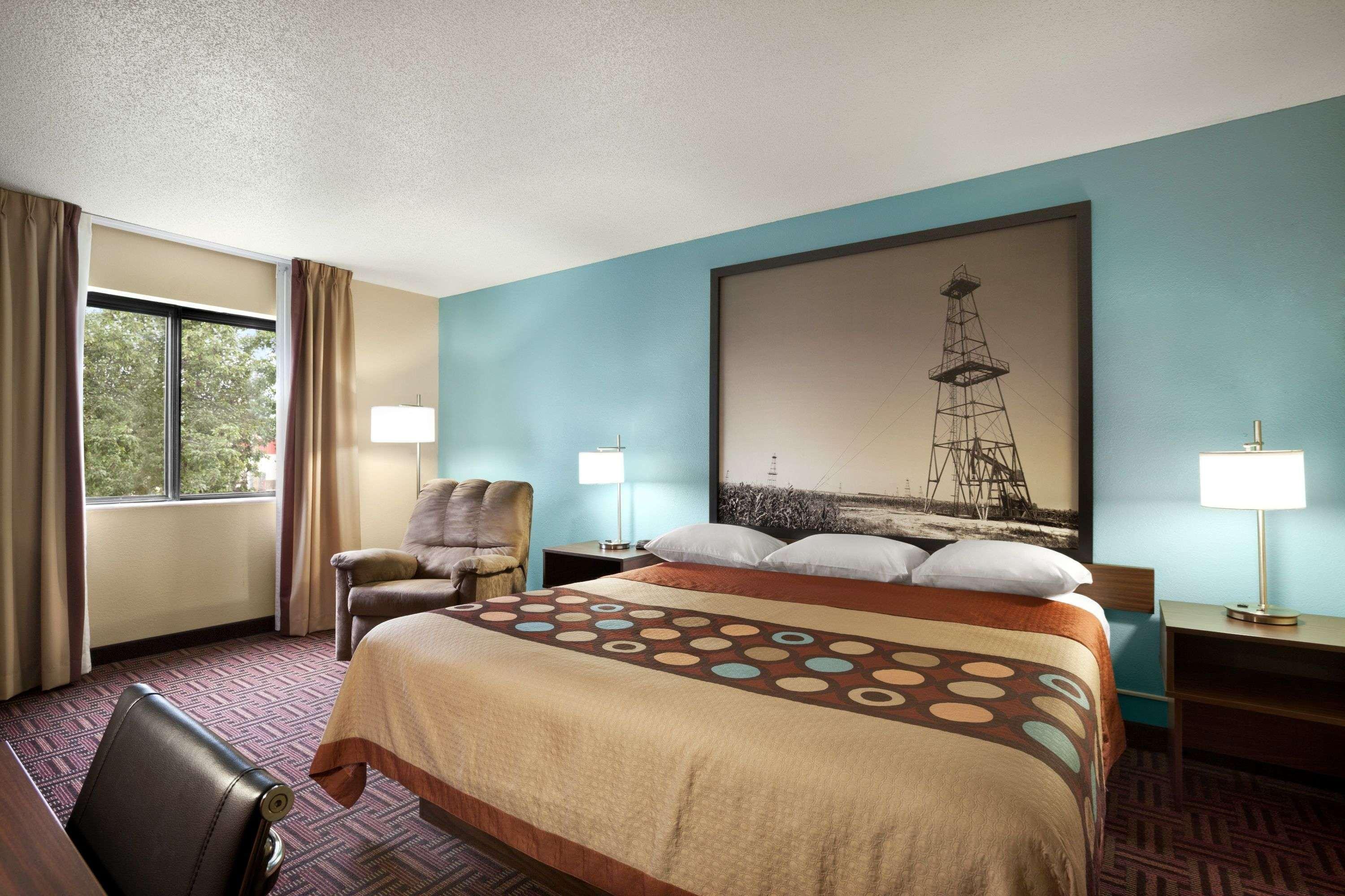 Super 8 By Wyndham Salem