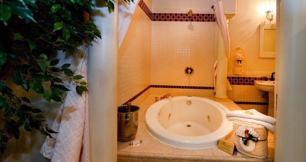 Anniversary Inn South Temple by null