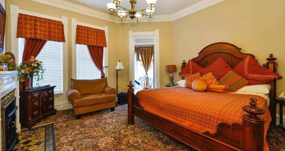 The Anniversary Inn - South Temple