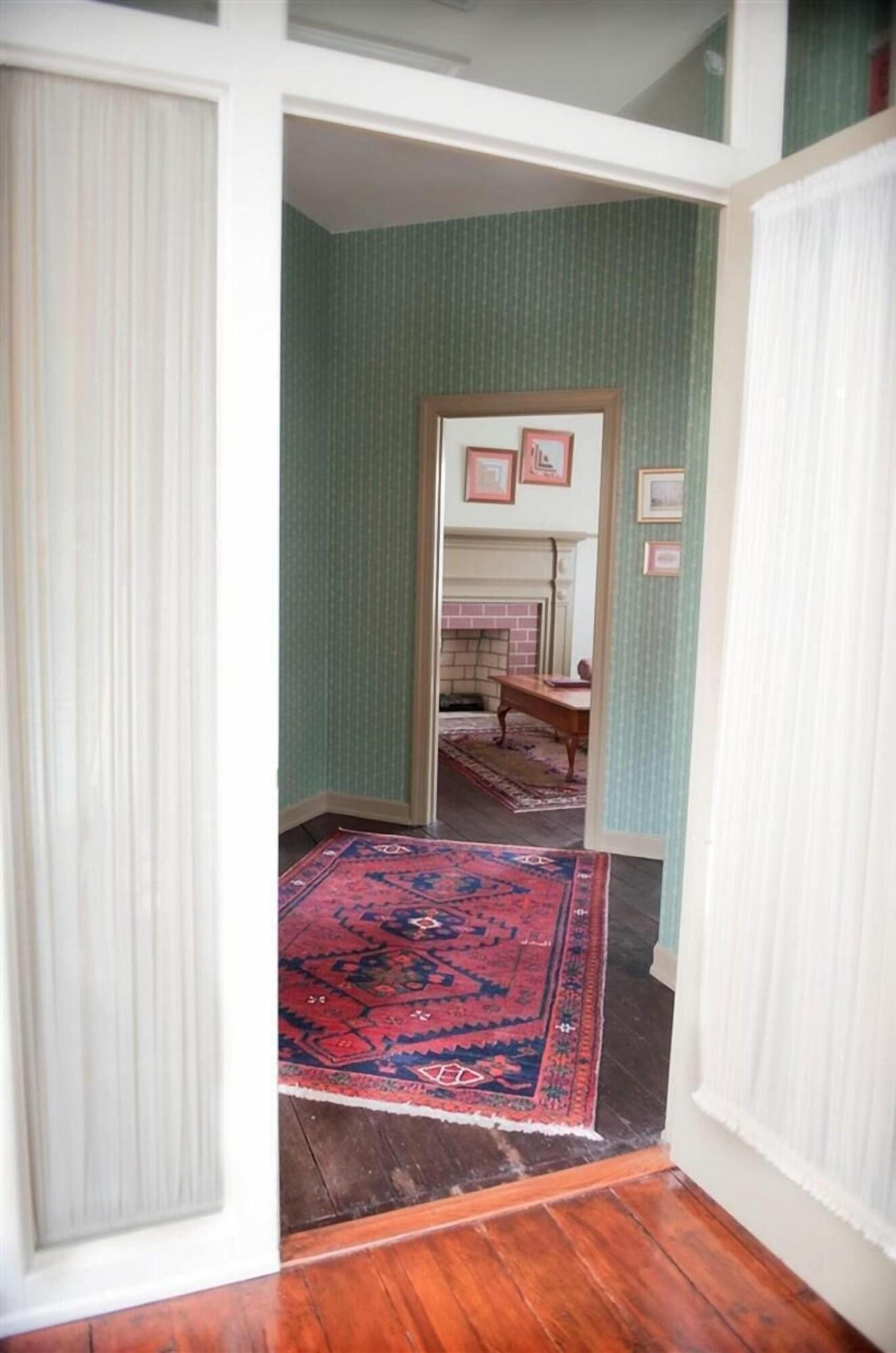 Frederick House by null