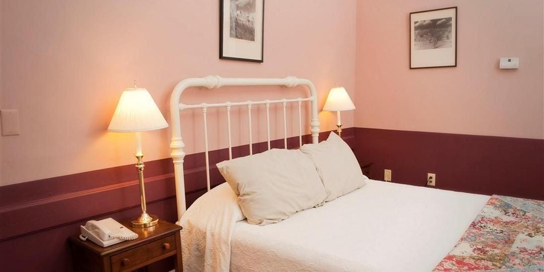 Frederick House by null