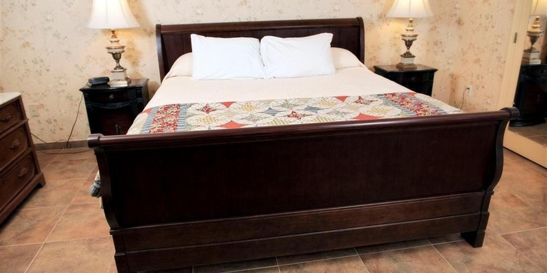 Frederick House by null