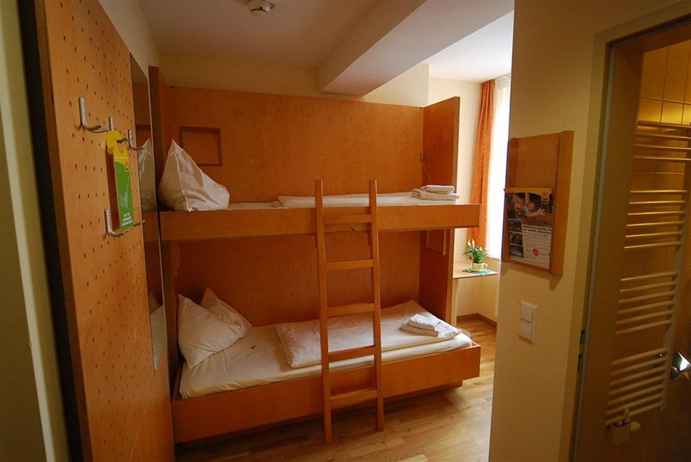 JUFA Hotel Salzburg City by null