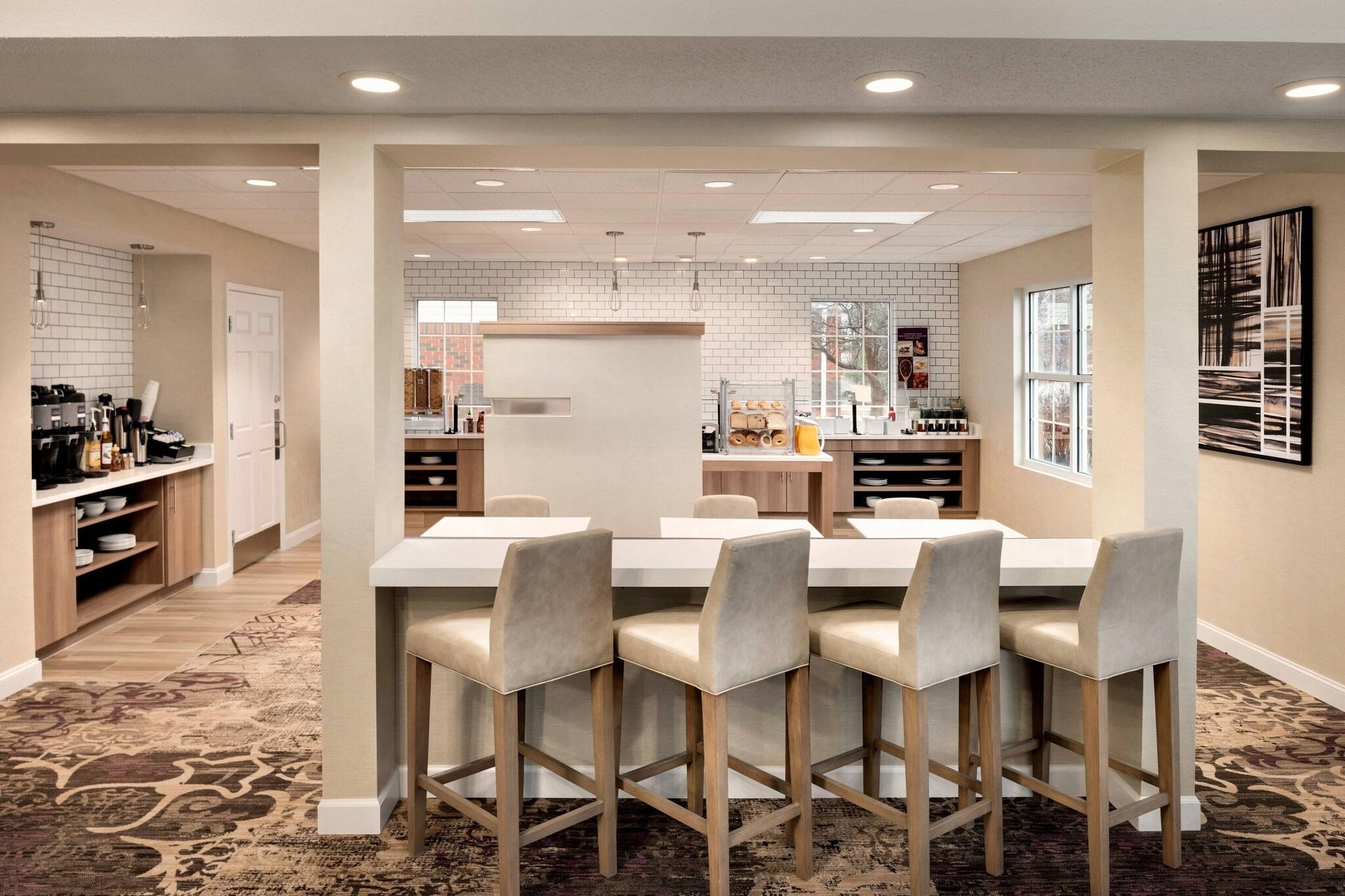 Residence Inn By Marriott West Springfield