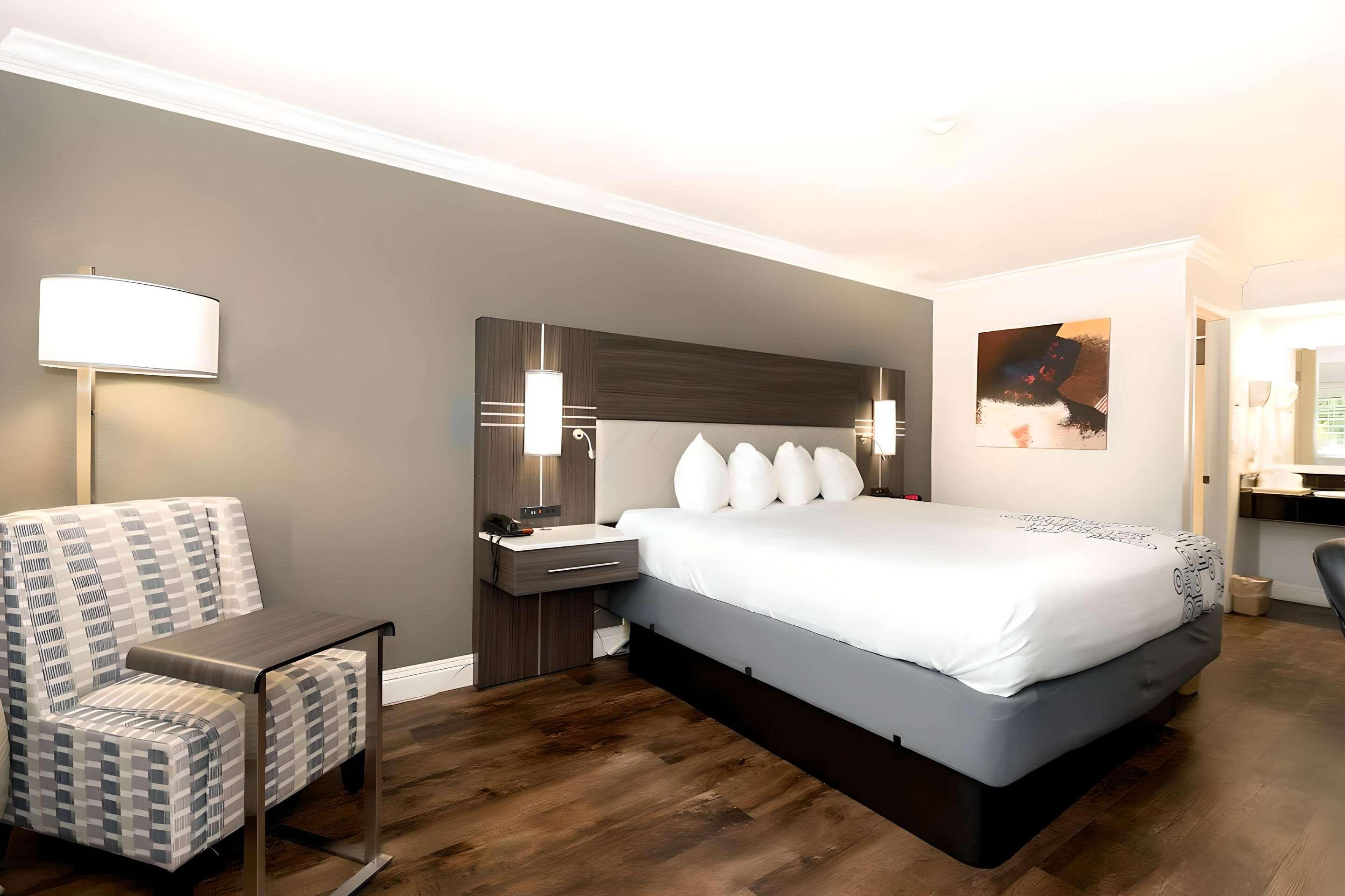 Rodeway Inn San Jose Hwy-101 Tully Rd Exit