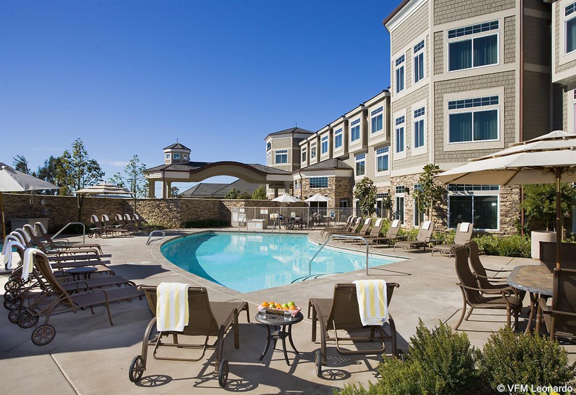 West Inn & Suites by null