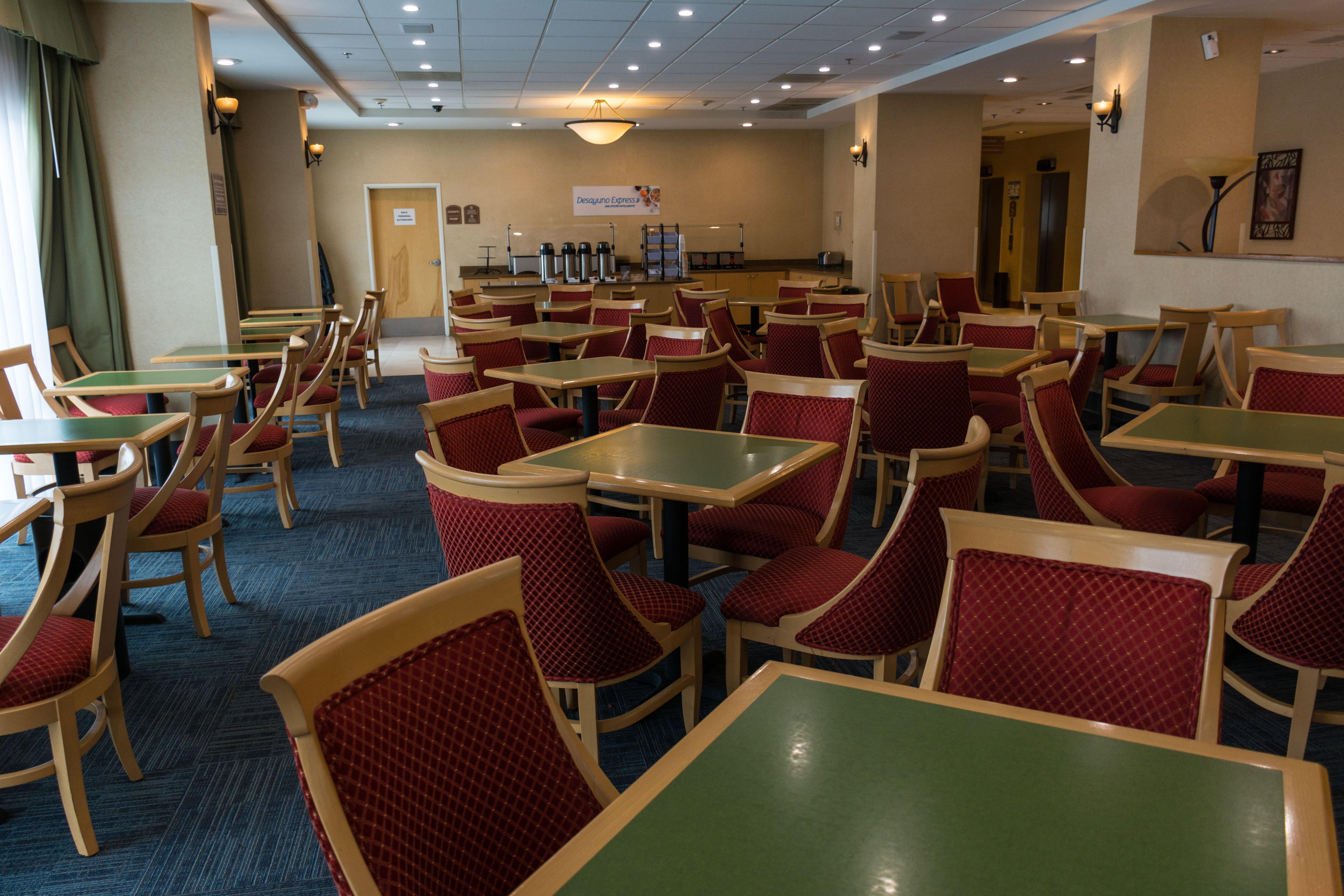 Holiday Inn Express Saltillo Zona Aeropuerto