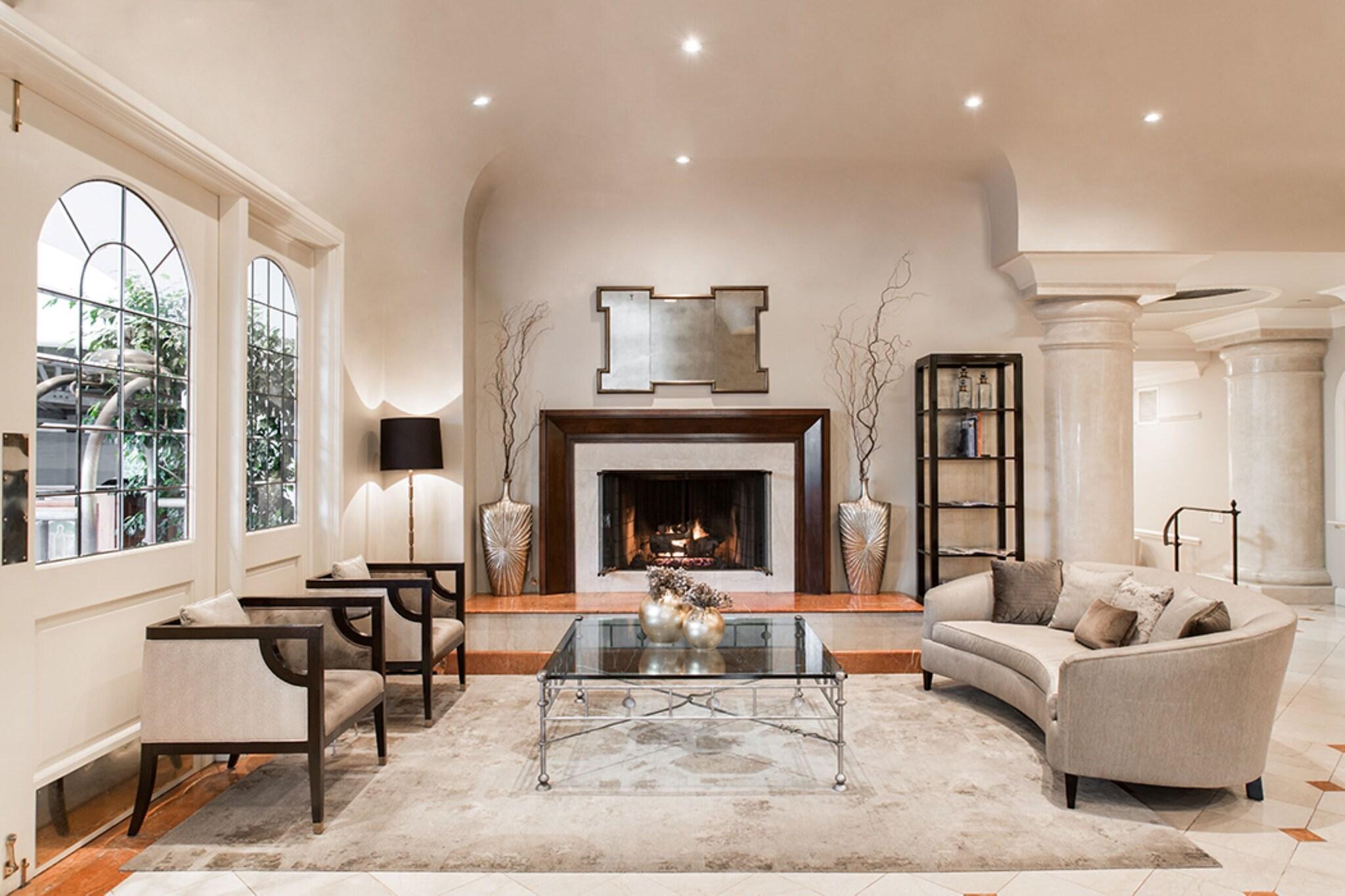 Montecito Inn by null