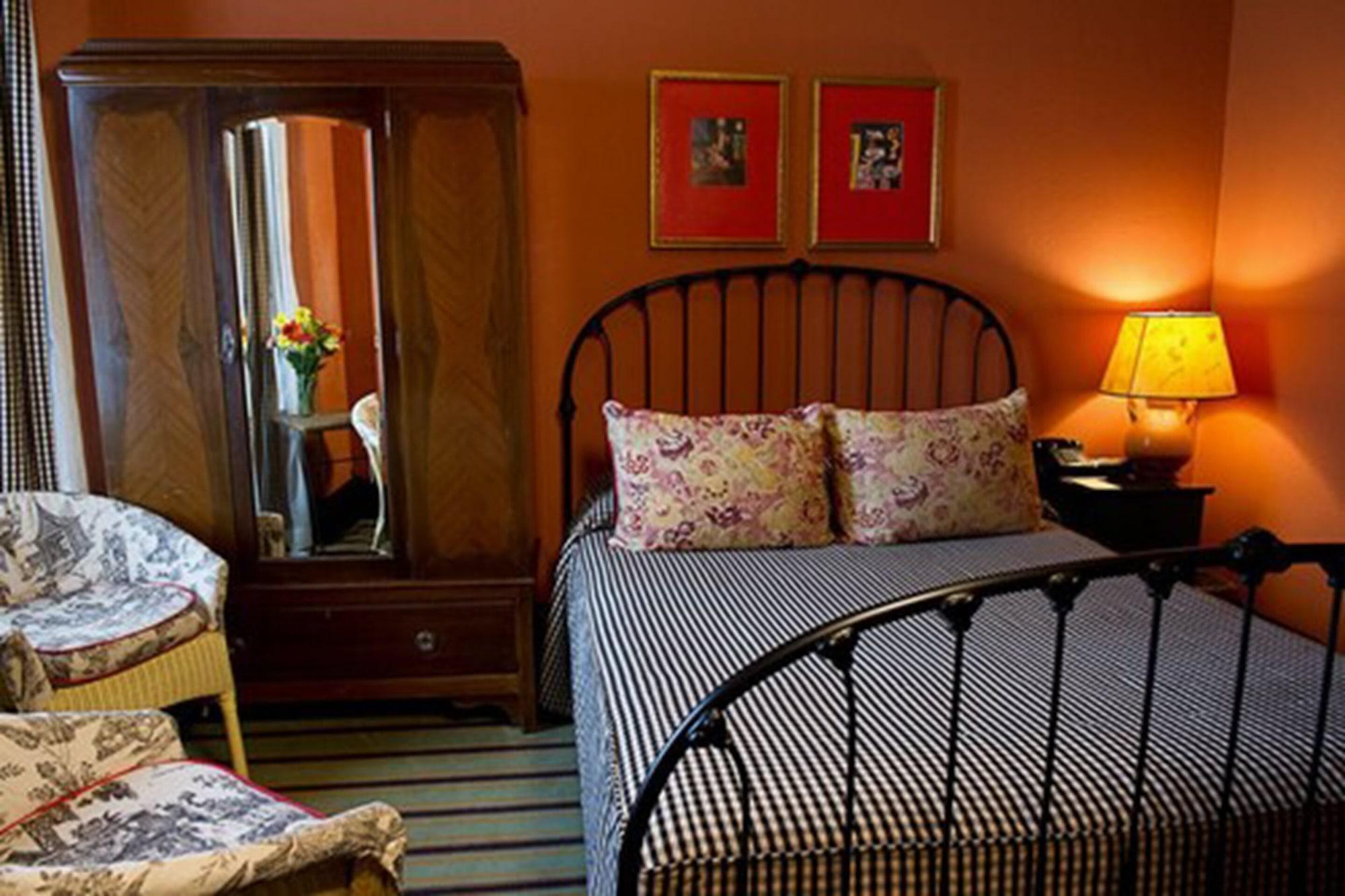 Hotel Boheme by null