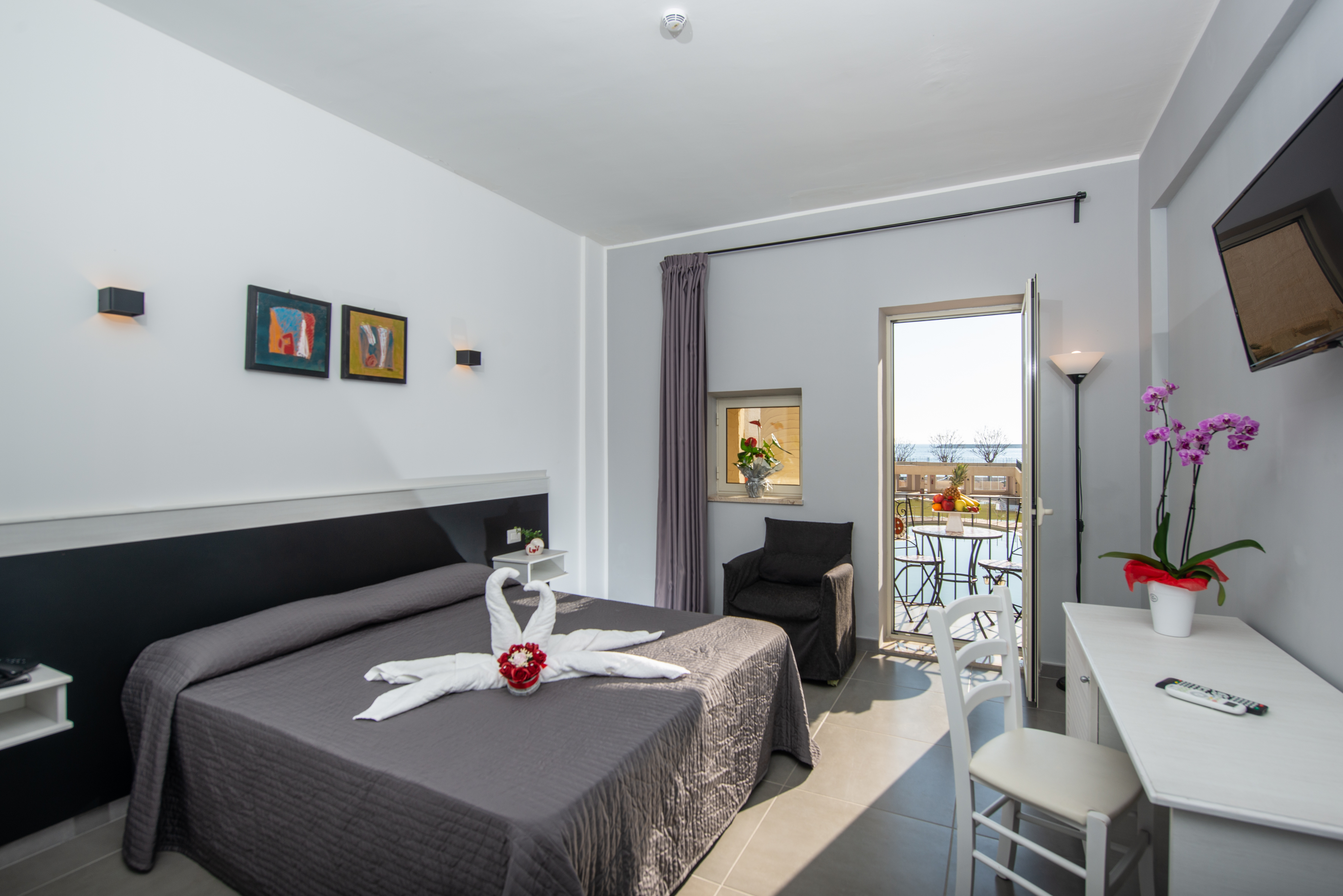 Hotel Hopps Room Type - Double or Twin STANDARD