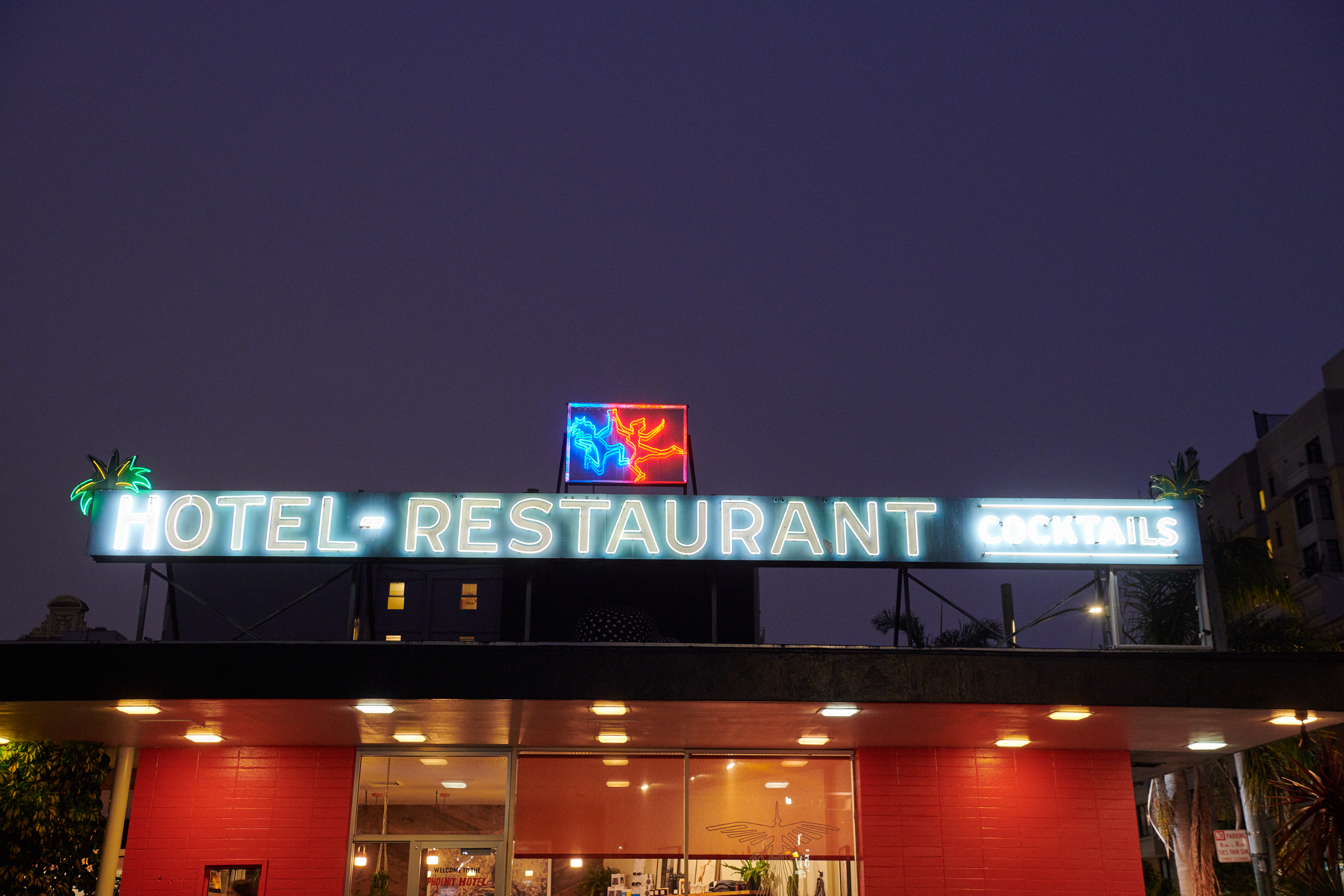 Phoenix Hotel by null