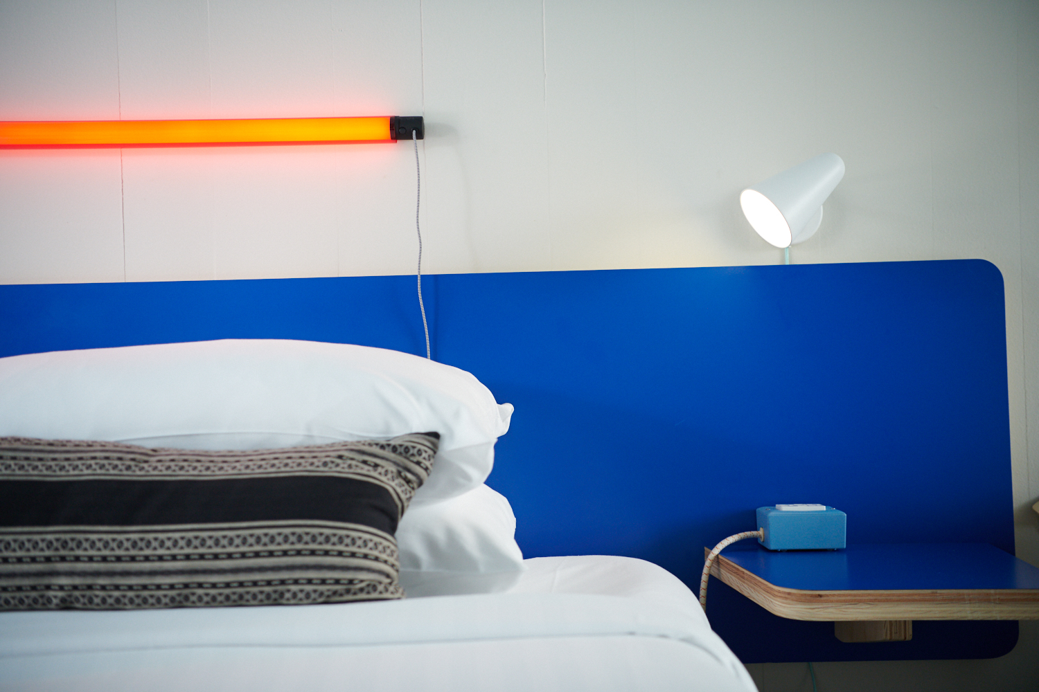 Phoenix Hotel by null