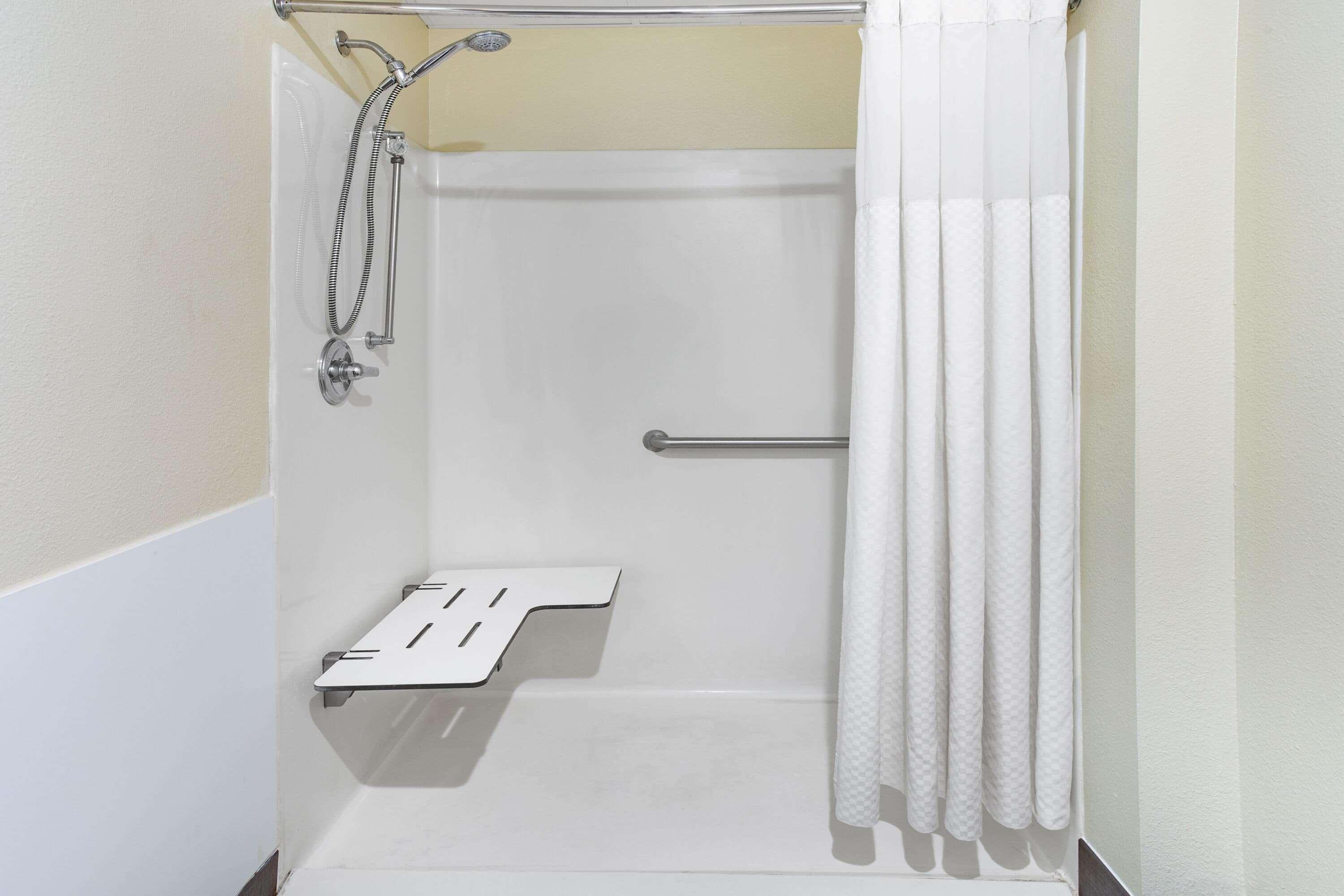 Emmetsburg Hotel & Suites