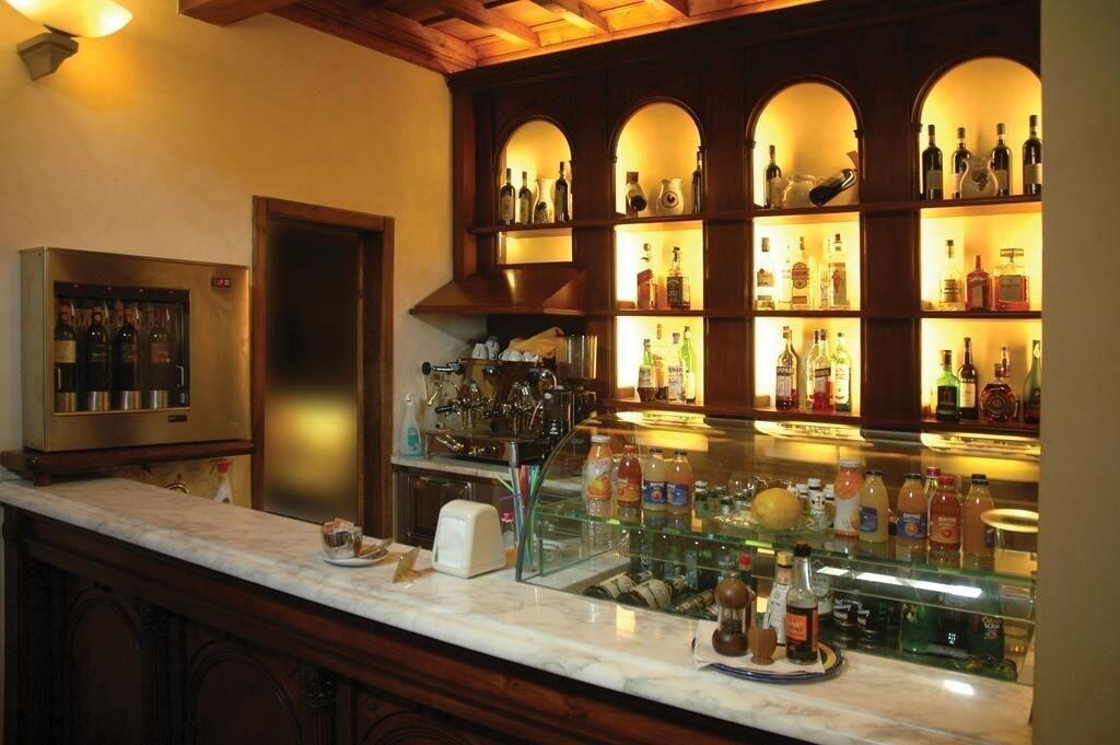 Hotel Palazzo Squarcialupi - La Castellina by null