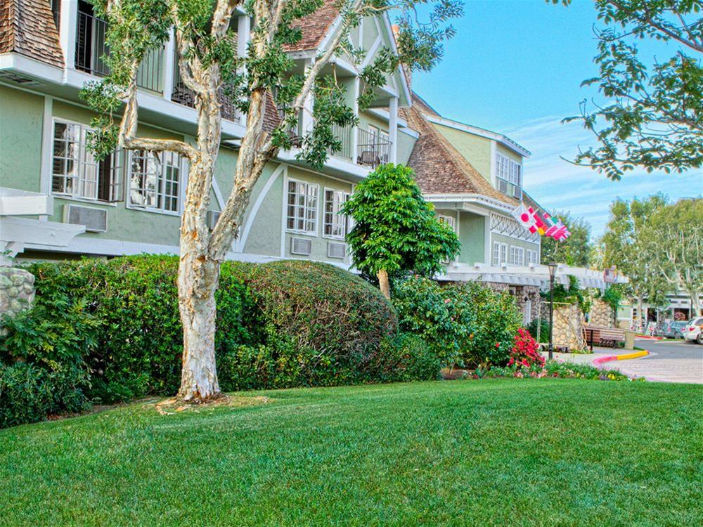 Carlsbad Inn Beach Resort