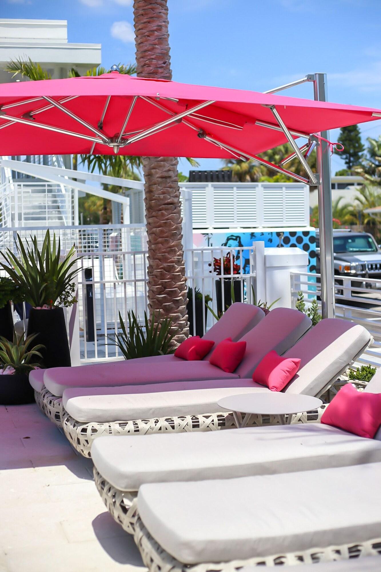 Sundial Motel