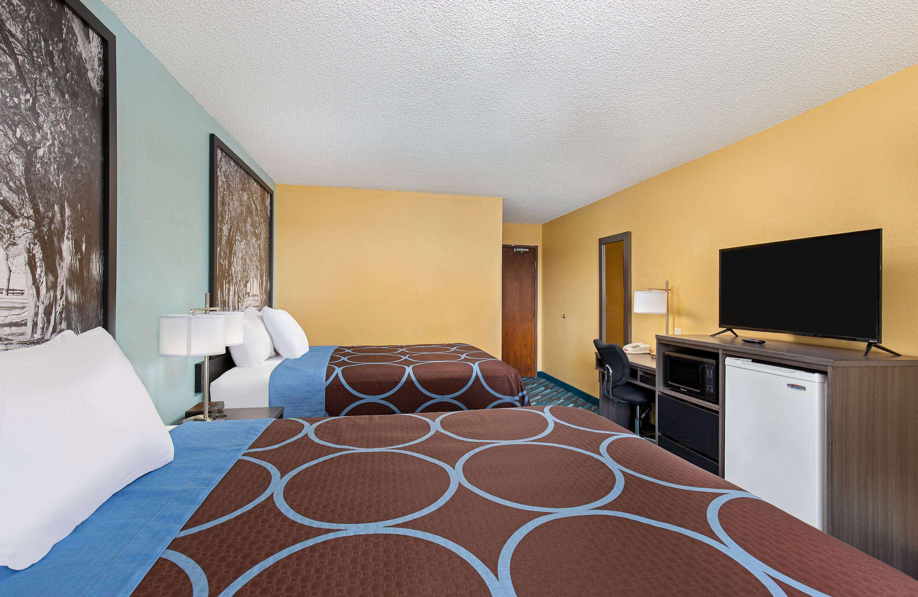 Super 8 By Wyndham Somerset